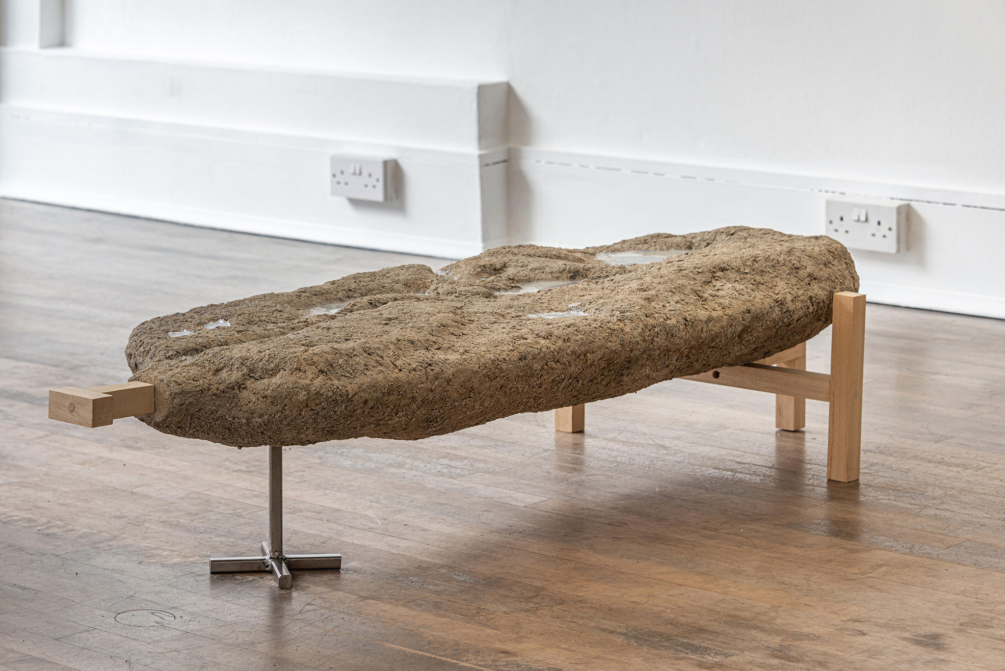 Utopias (young non immortal thoughts) _ from Stones and stars and spells_Francesco Pacelli at Des Bains London_ ph credits StudioAdamson