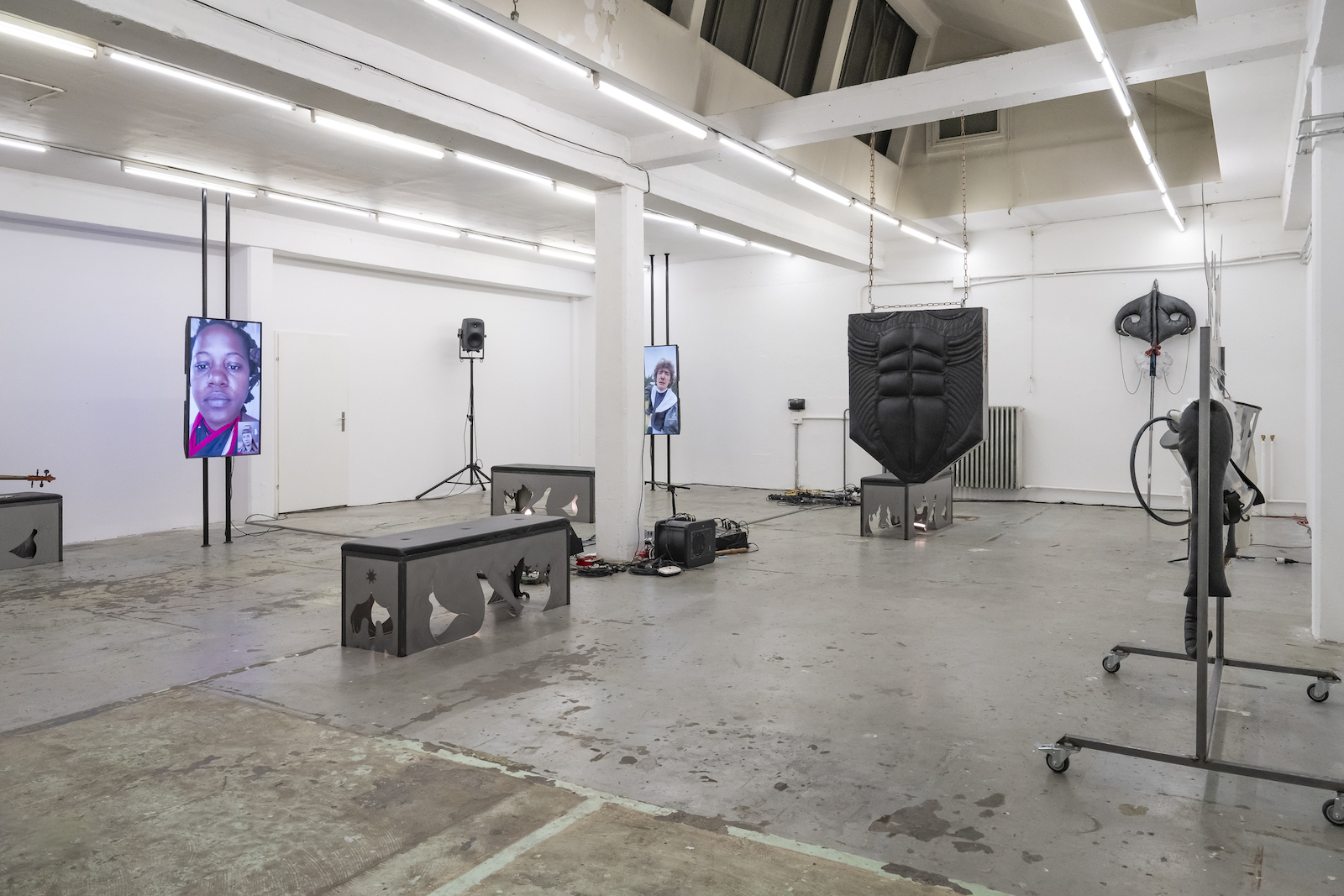 Nicola Genovese, Desireless, performance and exhibition curated by Francesco Urbano Ragazzi, Toxi Space Zurich, produced by Fabriktheater Rote Fabrik, ph. Sebastian Lendenmann.