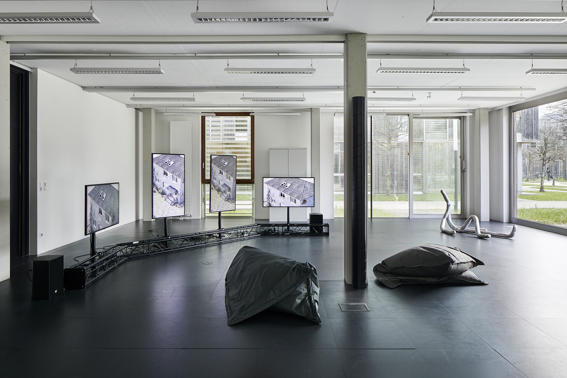 Barbara Kapusta, Solar, 2023, exhibition view, Kunstraum Lakeside, Klagenfurt | photo: Johannes Puch