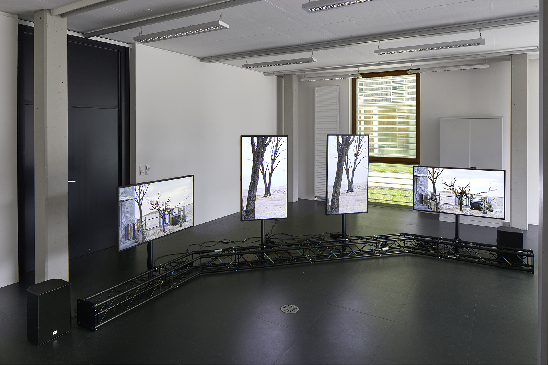 Barbara Kapusta, Solar, 2023, exhibition view, Kunstraum Lakeside, Klagenfurt | photo: Johannes Puch