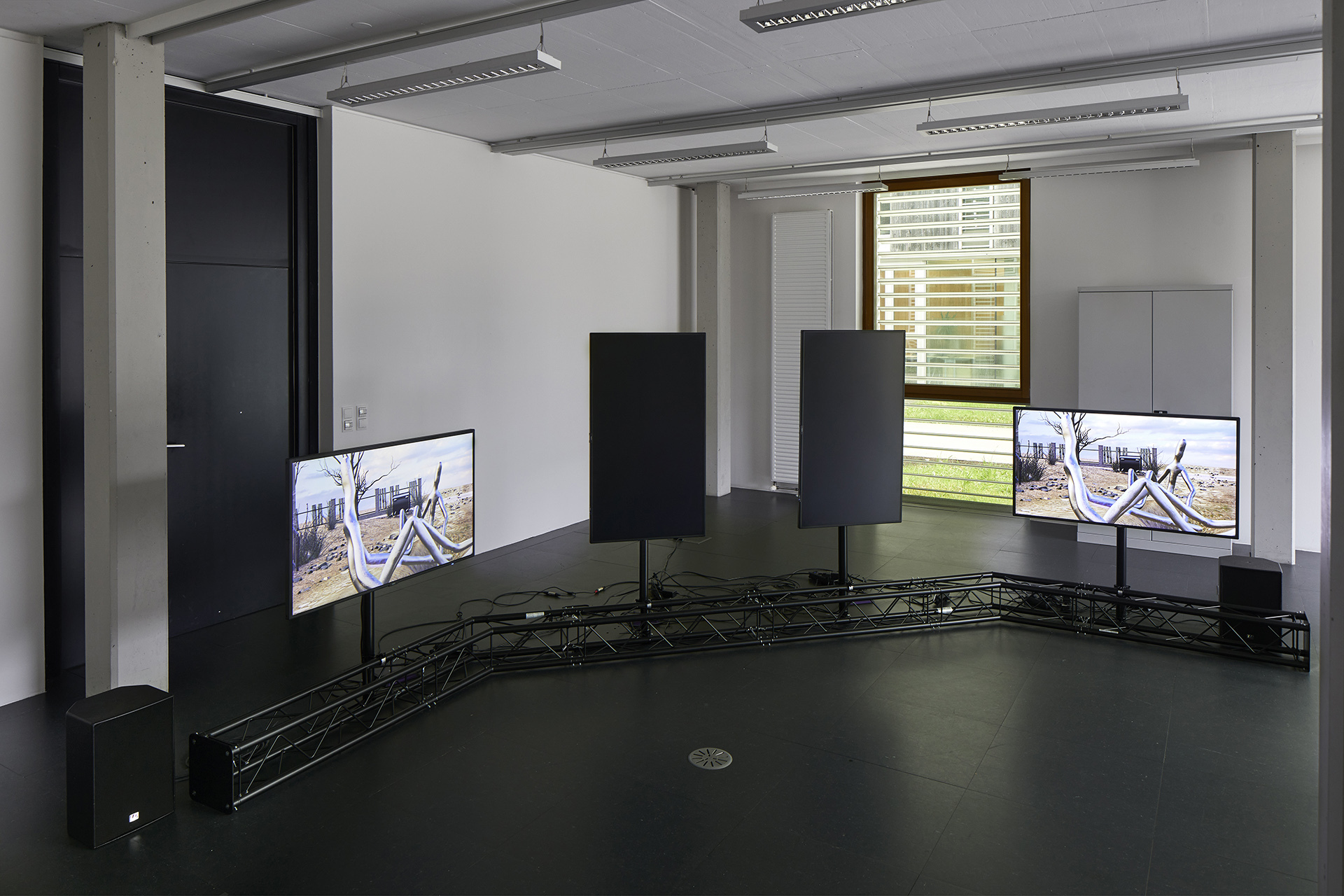 Barbara Kapusta, Solar, 2023, exhibition view, Kunstraum Lakeside, Klagenfurt | photo: Johannes Puch