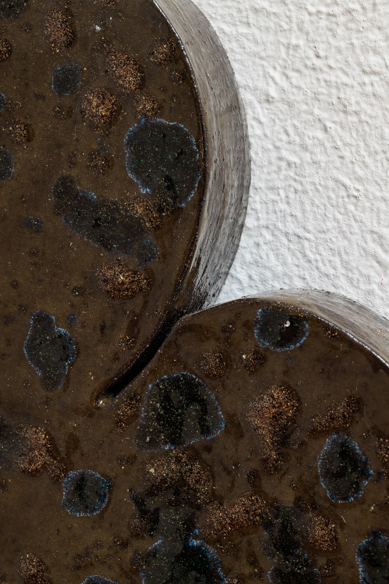 Nao Kikuchi , Kreuz #1, ceramic, 2023