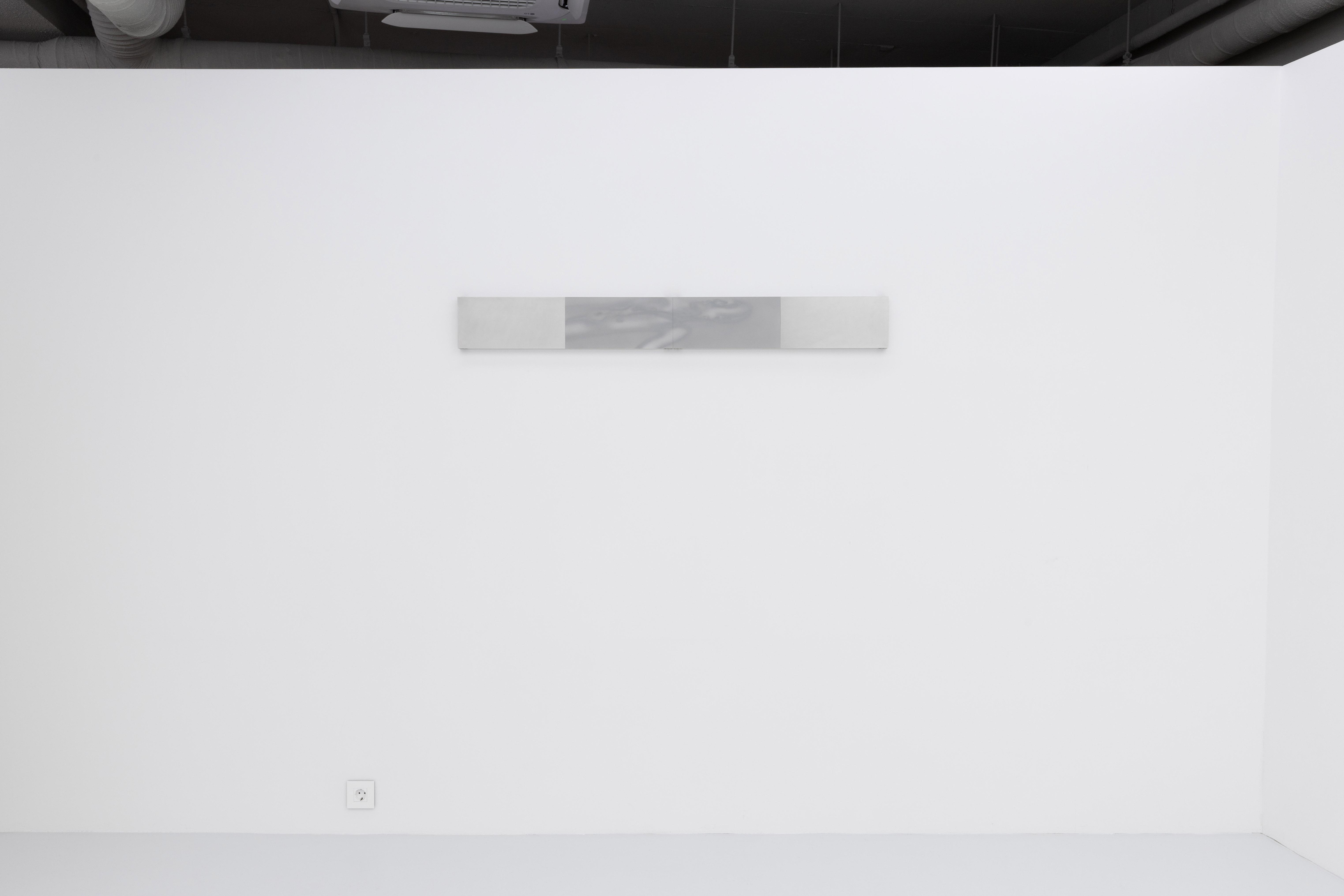 Myungchan Kim, Tab 1, 17x71cm(2 parts), Acrylic on aluminum, 2024