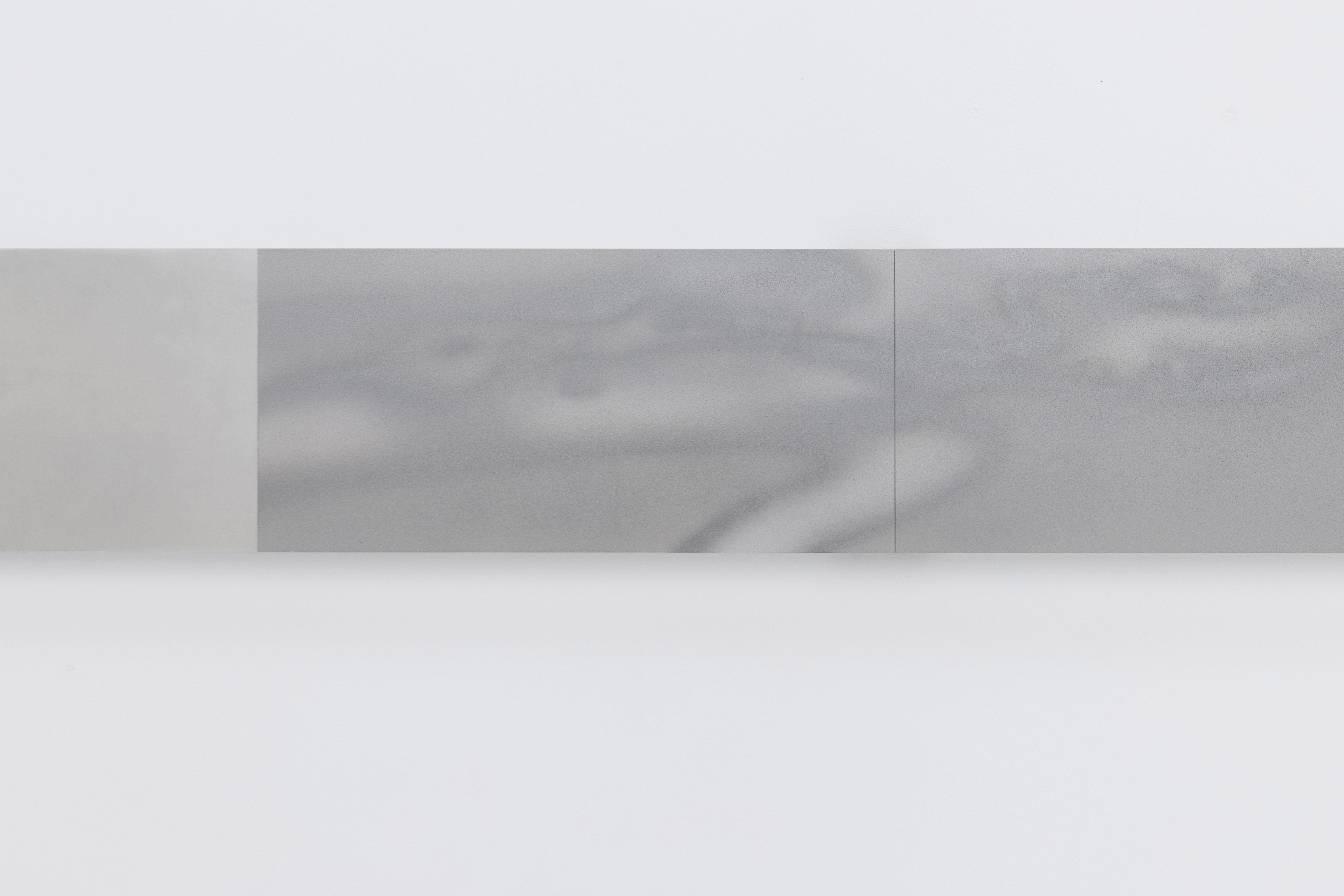 Myungchan Kim, Tab 1, 17x71cm(2 parts), Acrylic on aluminum, 2024