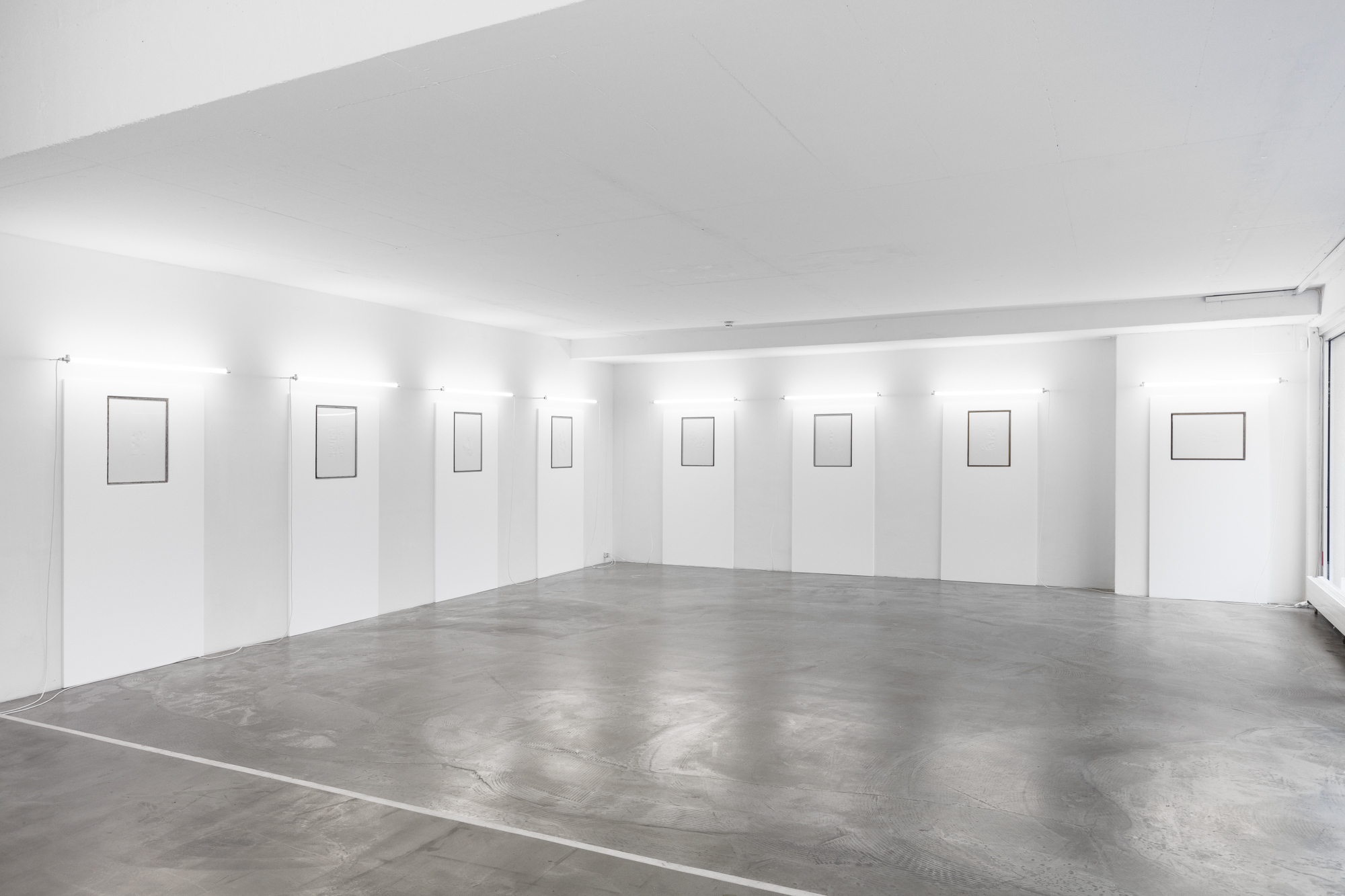 Ezio Gribaudo, The Weight of the Concrete, in a scenography by Davide Stucchi at Grazer Kunstverein, 2023. Courtesy: the Archivio Gribaudo, Davide Stucchi and Grazer Kunstverein. Photo: kunst-dokumentation.com