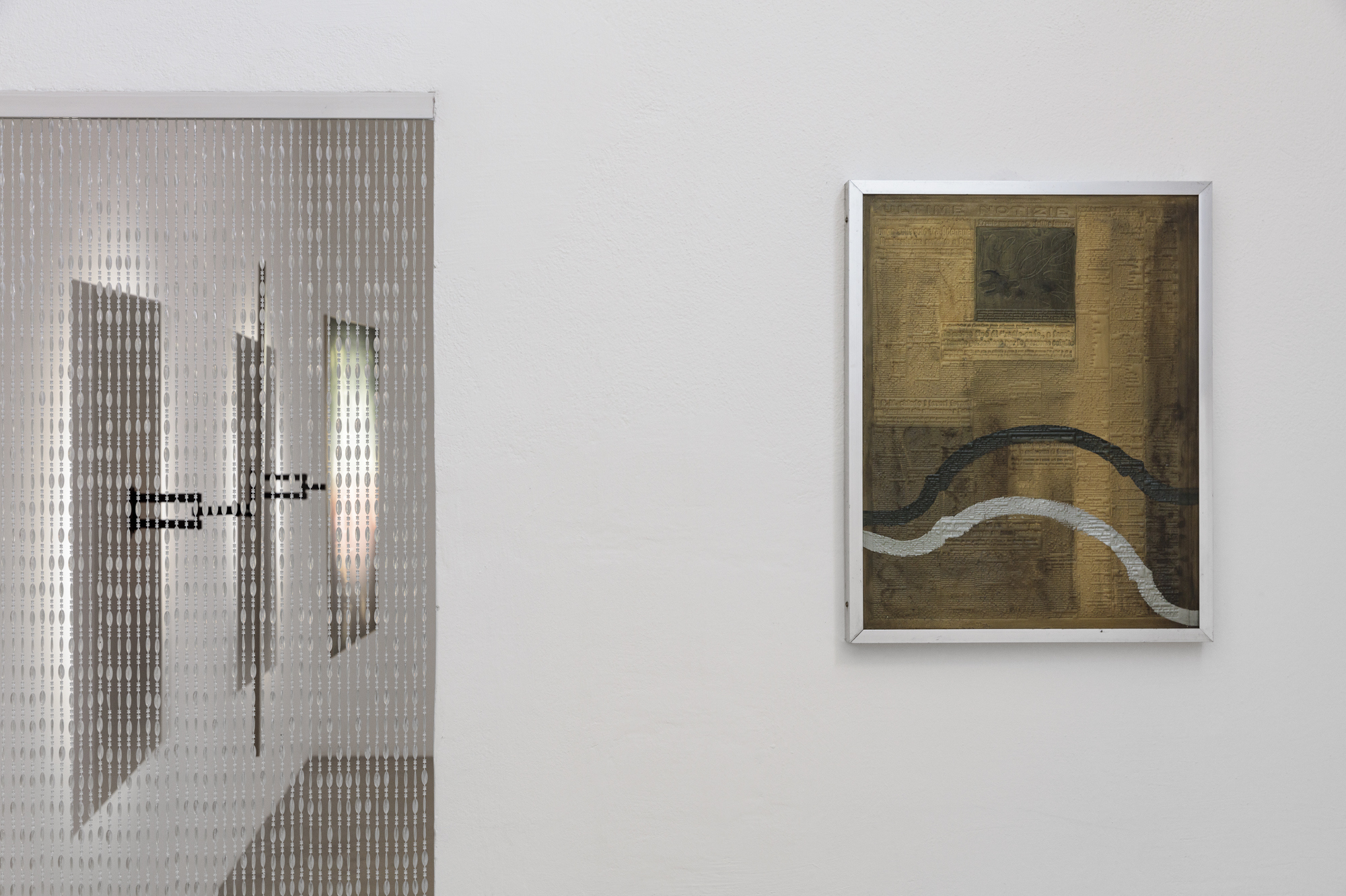 Ezio Gribaudo, The Weight of the Concrete, in a scenography by Davide Stucchi at Grazer Kunstverein, 2023. Courtesy: the Archivio Gribaudo, Davide Stucchi and Grazer Kunstverein. Photo: kunst-dokumentation.com