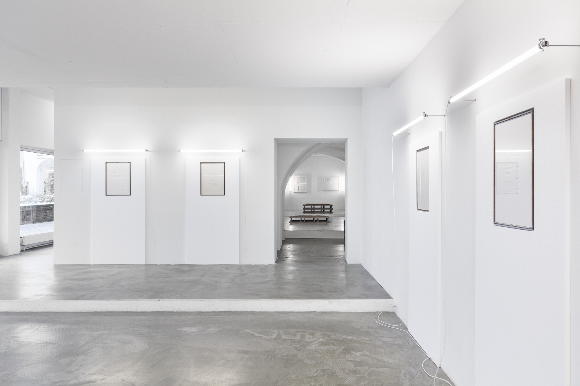 Ezio Gribaudo, The Weight of the Concrete, in a scenography by Davide Stucchi at Grazer Kunstverein, 2023. Courtesy: the Archivio Gribaudo, Davide Stucchi and Grazer Kunstverein. Photo: kunst-dokumentation.com