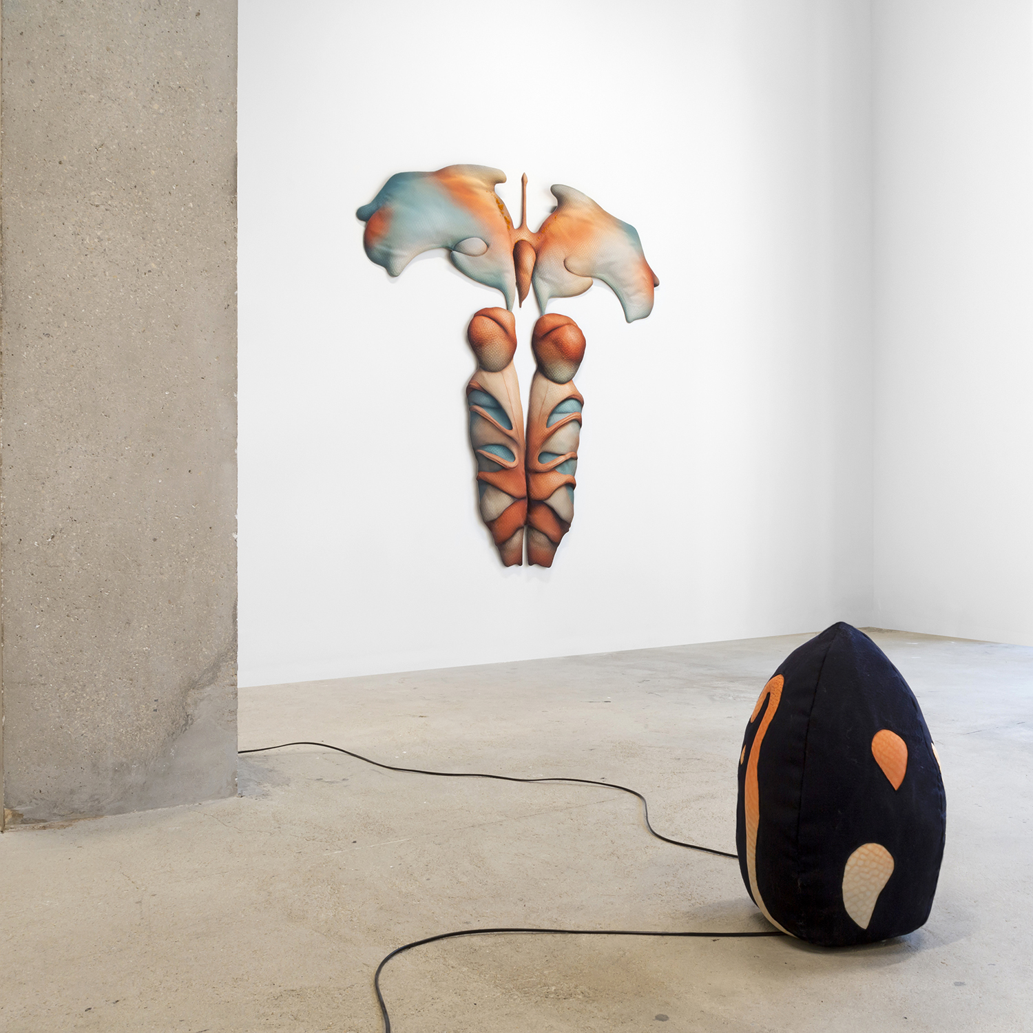 Exhibition view, "Bleen", 22,48 mÂČ, Romainville, FR
