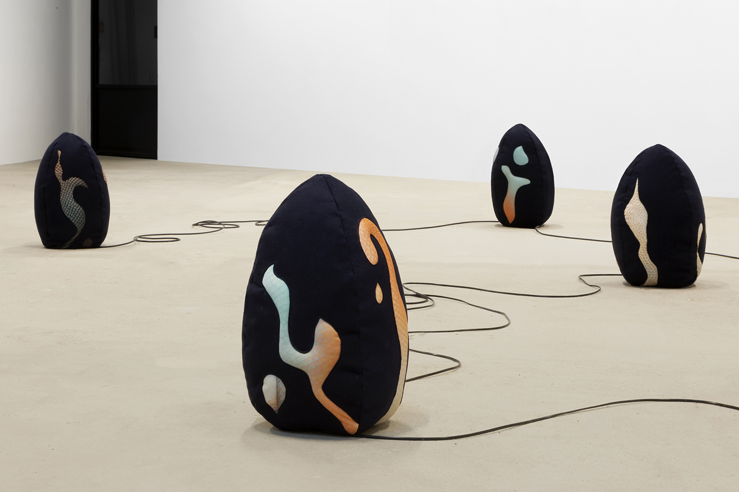 Sois sage, je tâaime (detail), 2024,Sound installation, mixed media in collaboration with Sarah Smash (sound design) and Behind The Moons (ASMR) 25â, loop, Dimensions variable