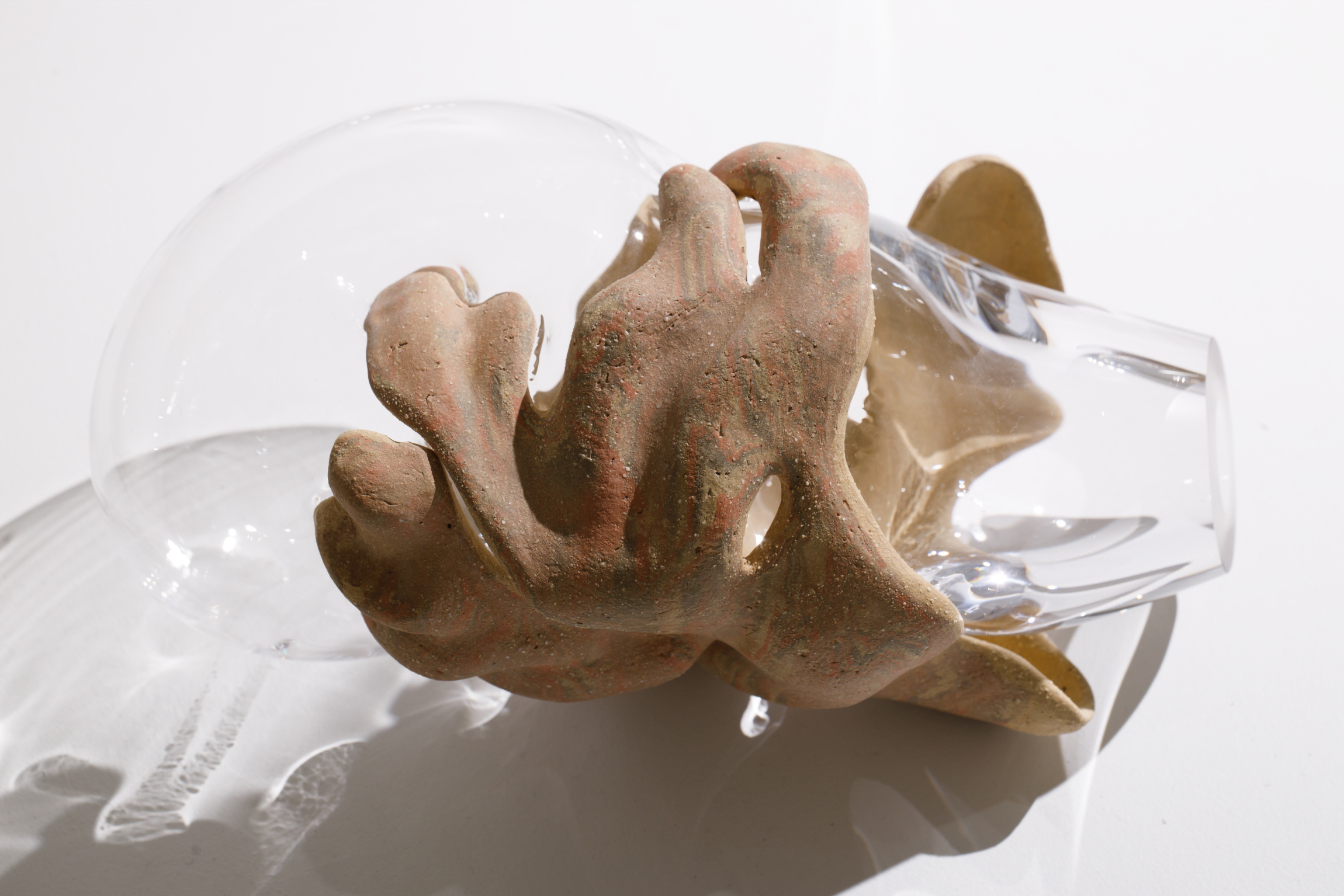 Karlīna Mežecka, Embrace II, 2024, Ceramics, glass.