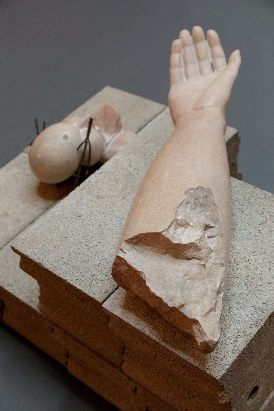 kho_kassandra_sculptures_close image
