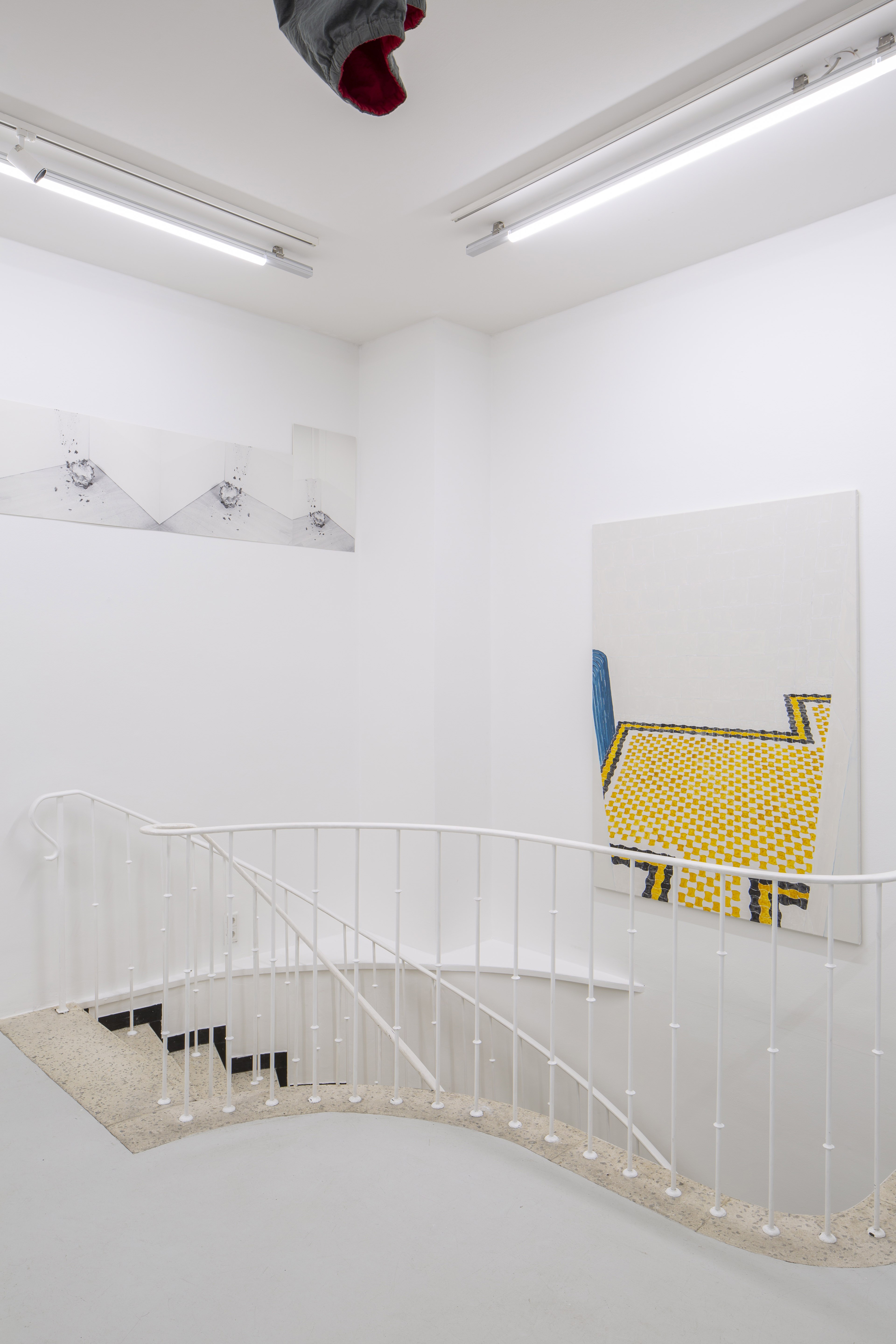 left: Angela Stiegler, Pear, 2024, frieze of photos, print on forex, 492 x 68 cm, dimensions variable; right: Samuel Fischer-Glaser, Byt Krausových (Kraus apartment), 2024, acrylic on canvas, 185 x 135 cm 