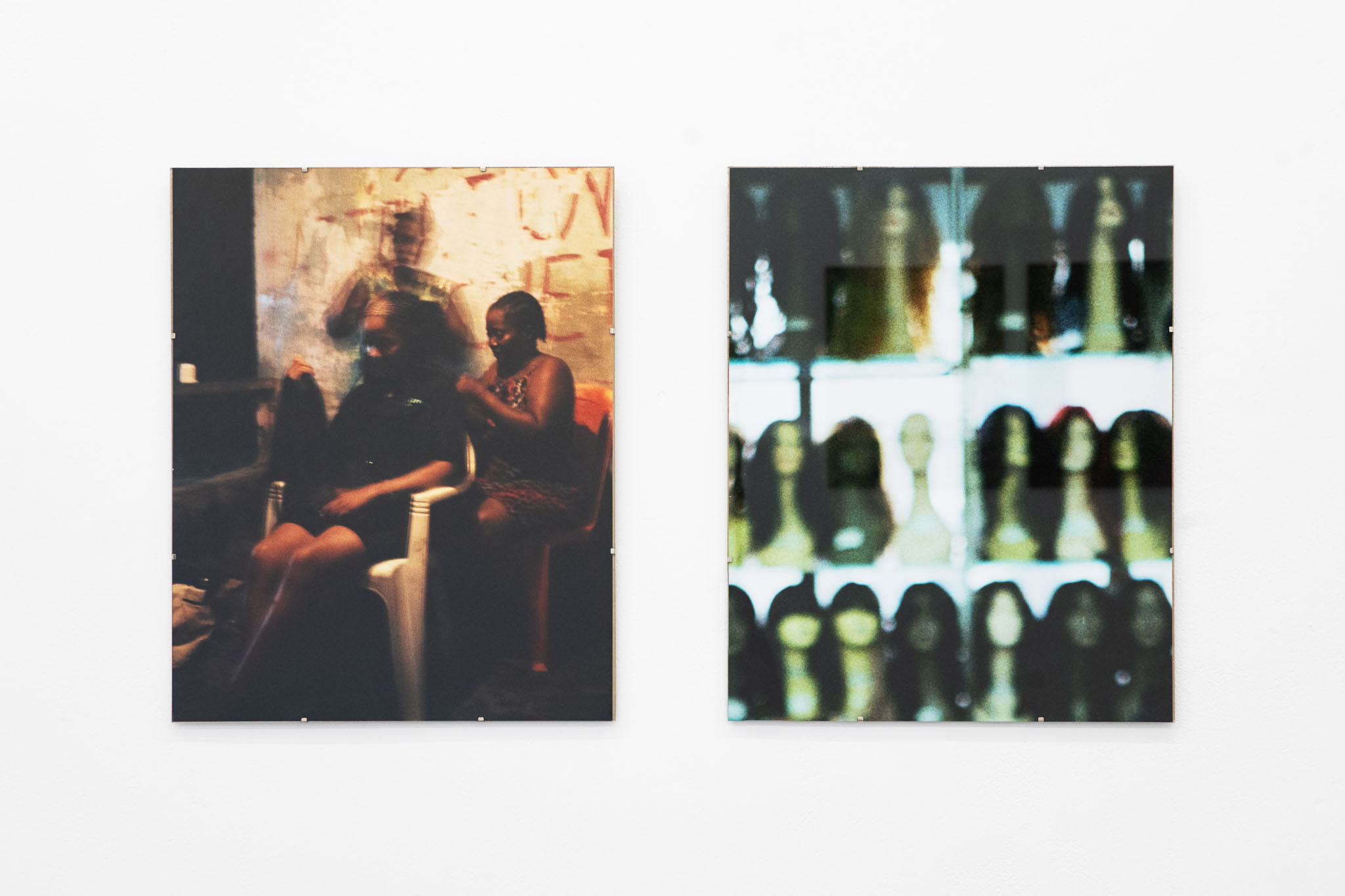 Laurel Chokoago: 4 hrs - 2020/21, analogue photographs, pigment print on Hahnemühle Baryta, clip frame, 50×40 cm, unique piece