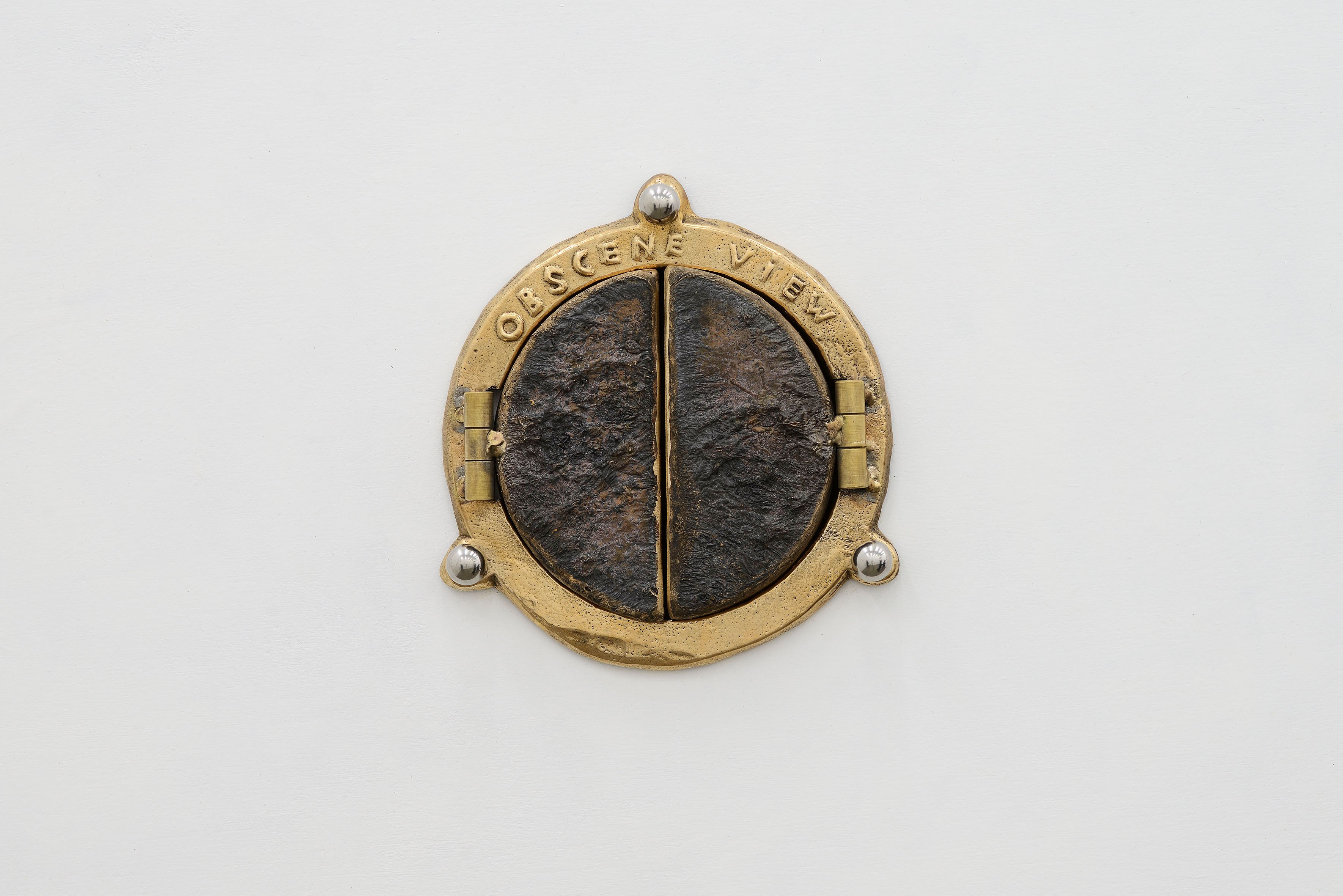 Look (Obscene view), 2024 sand casted bronze, aluminum pins 16 x 16,5 x 2 cm unique