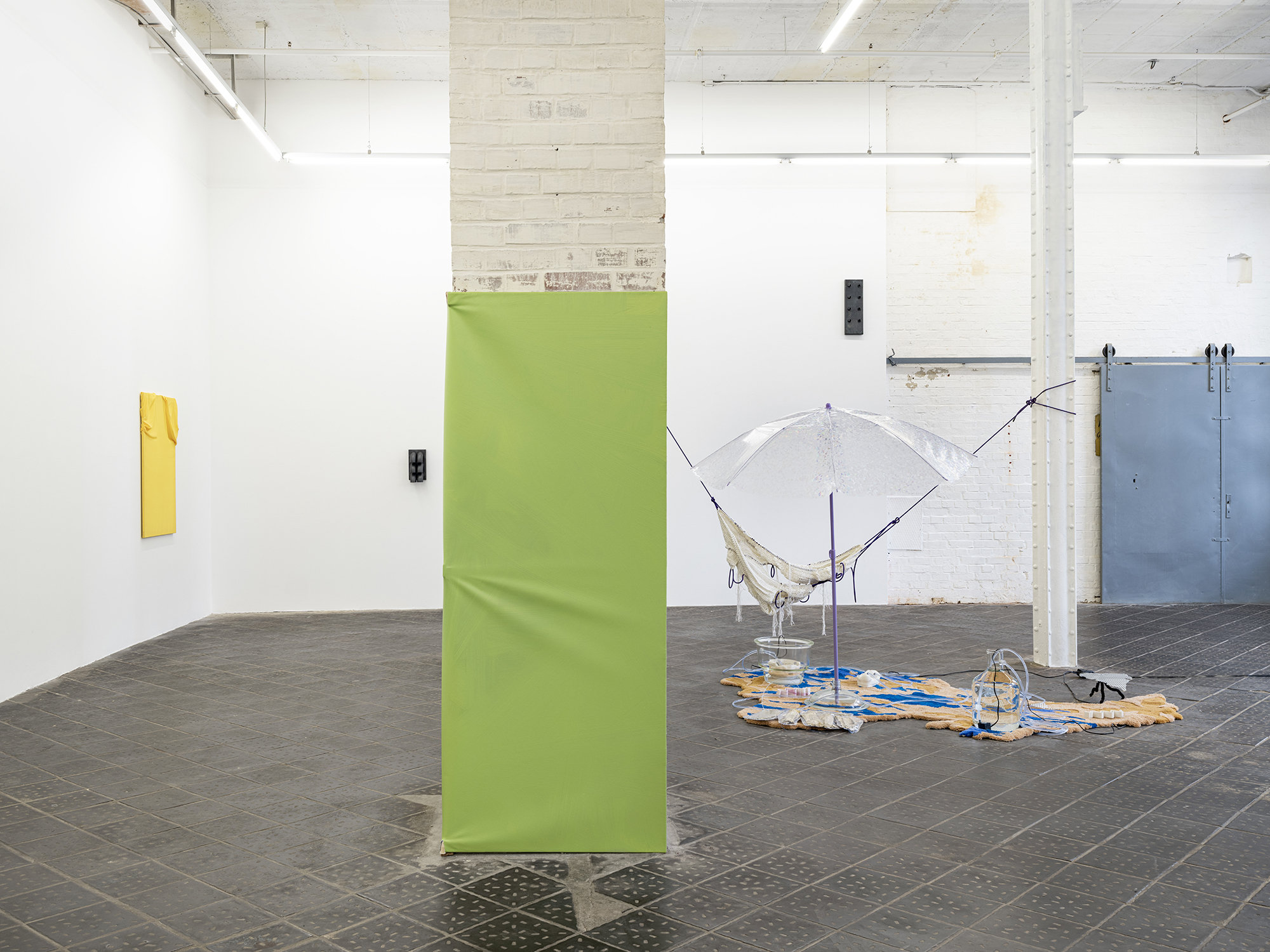 front:Franziska Reinbothe, Untitled(018), 2024 acrylic on canvas and cotton, 200x180cm, left:Untitled(008), 2024 Chiffon, 120x80cm-right:Andrea Garcia Vasquez, ‘Synthesize Sympathize’, 2024-back: Valentina Plank Untitled(Toes) & Untitled(Snap)