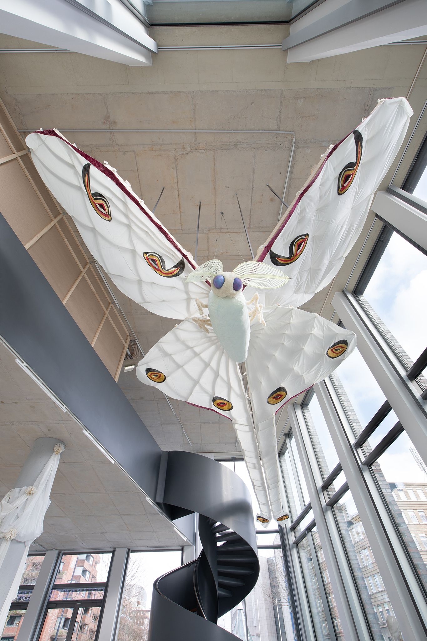 assume vivid astro focus & David Reiber Otálora, ‘Alle Varianten auffälliger Formen’, 2024. exhibition view, Dortmunder Kunstverein, 2024. Courtesy: The artist, Dortmunder Kunstverein