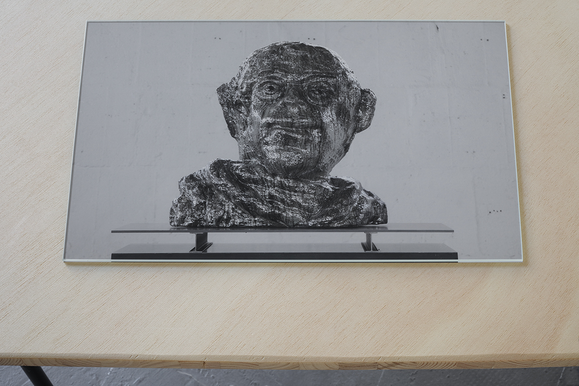 Thomas Schütte, Large Double Head No. 2, 2015