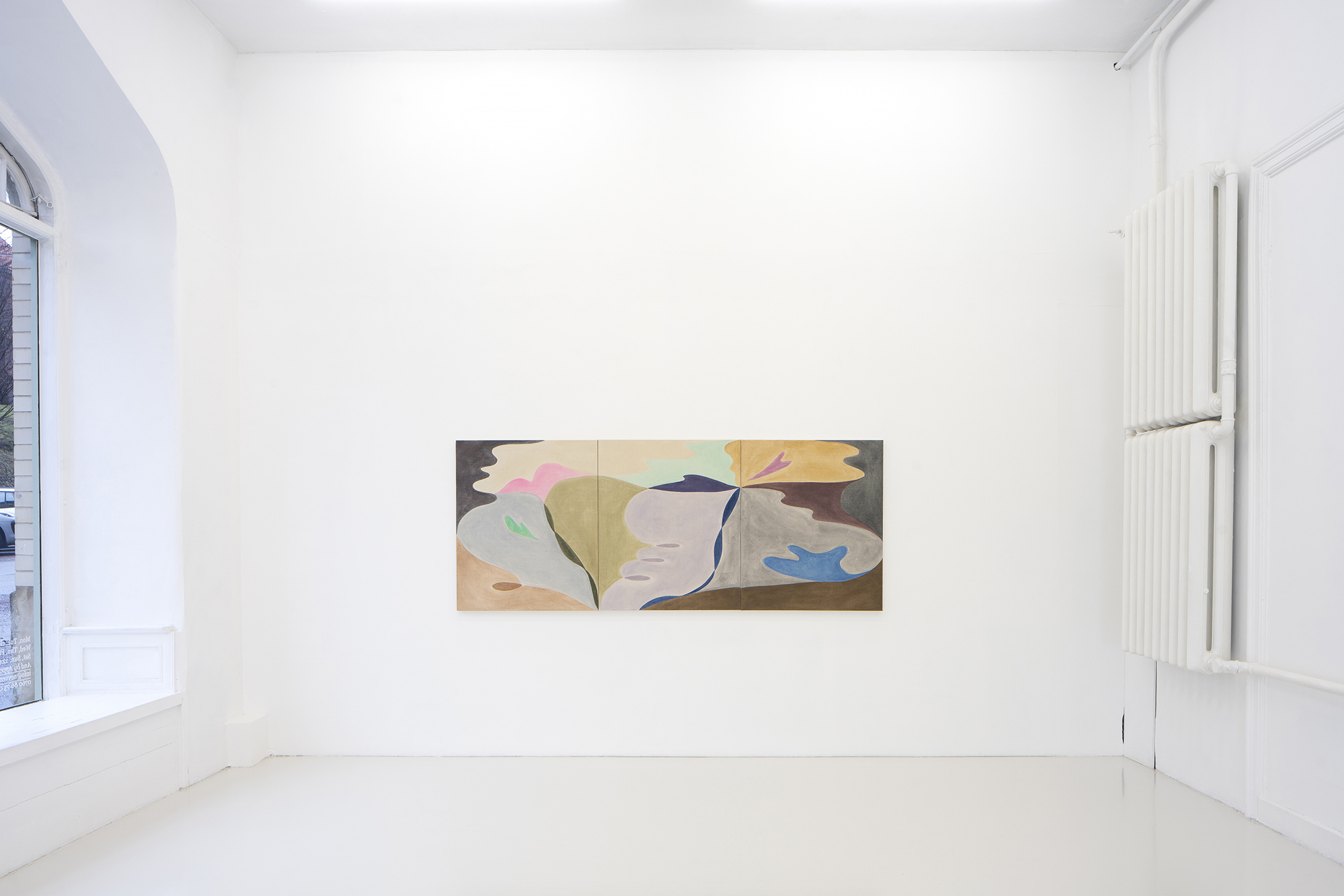Vinna Begin, "Birdsong", 2024 (Pigment on canvas, triptych, 91,5 x 228 cm).