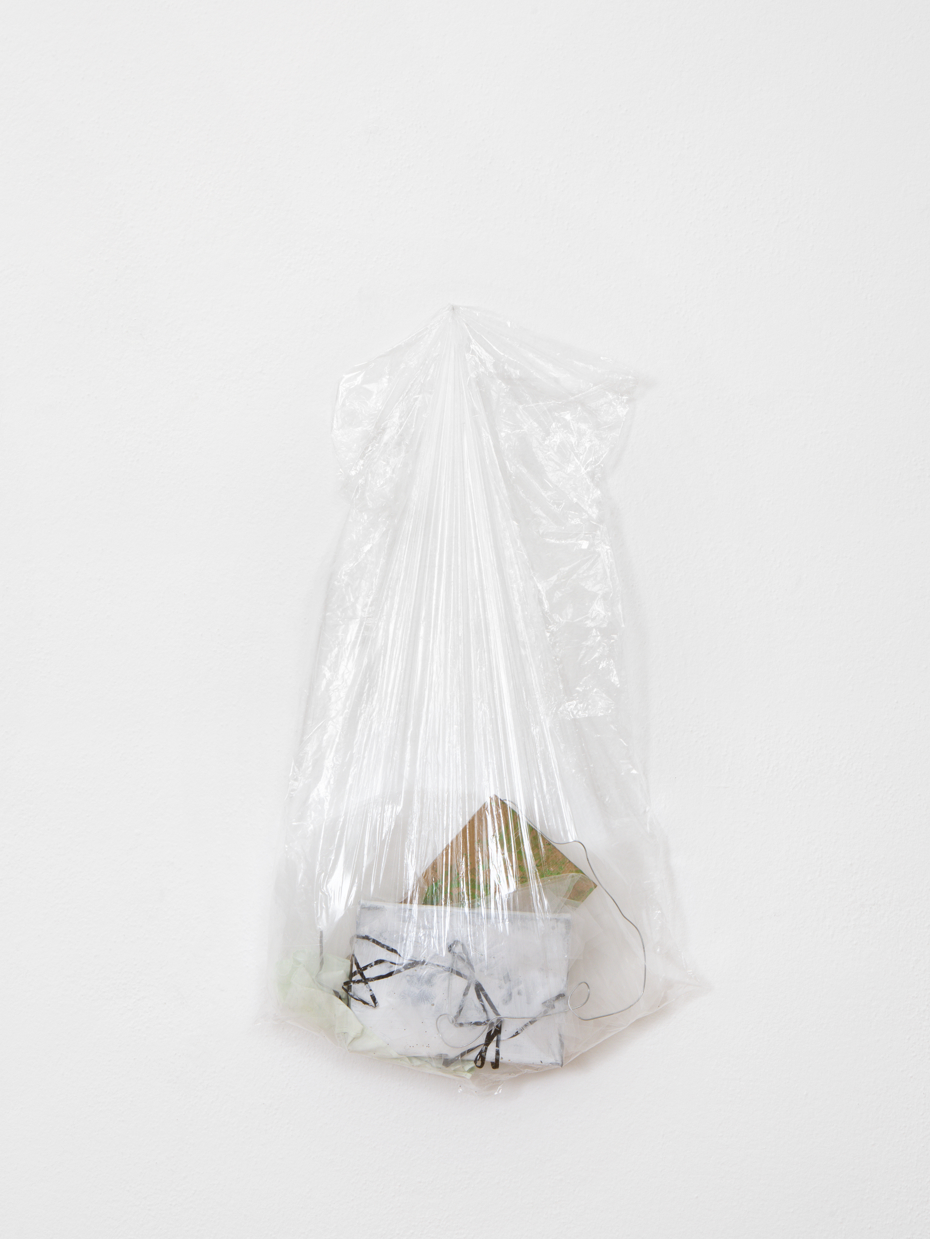Jasmine Gregory Bundle no.13, 2024 Oil, acrylic and glitter on linen, cardboard, wire and plastic,100 x 50 cm