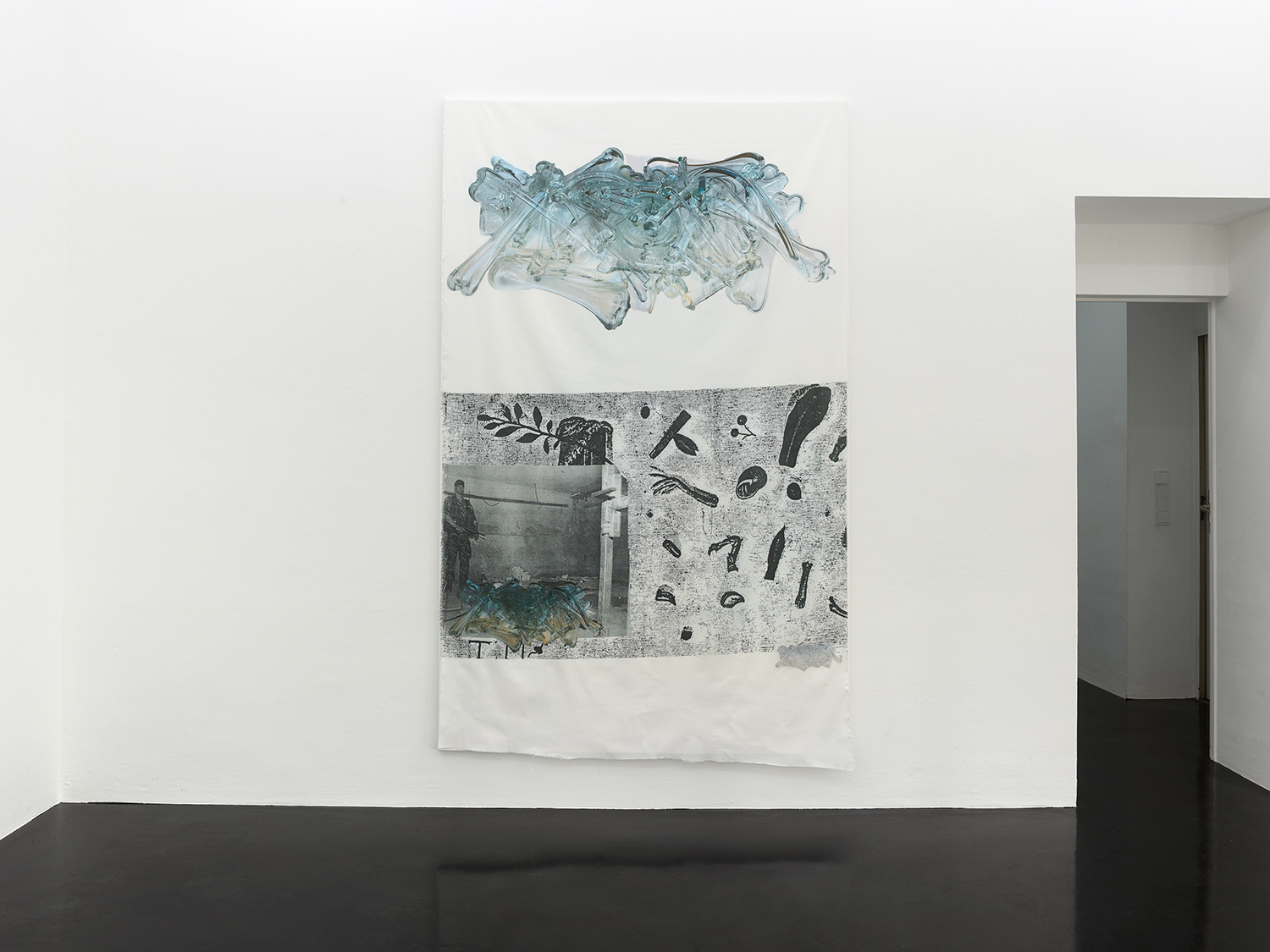 Installation view | Frances Scholz | Wave Painting Particle Sculpture | Clages, 2024