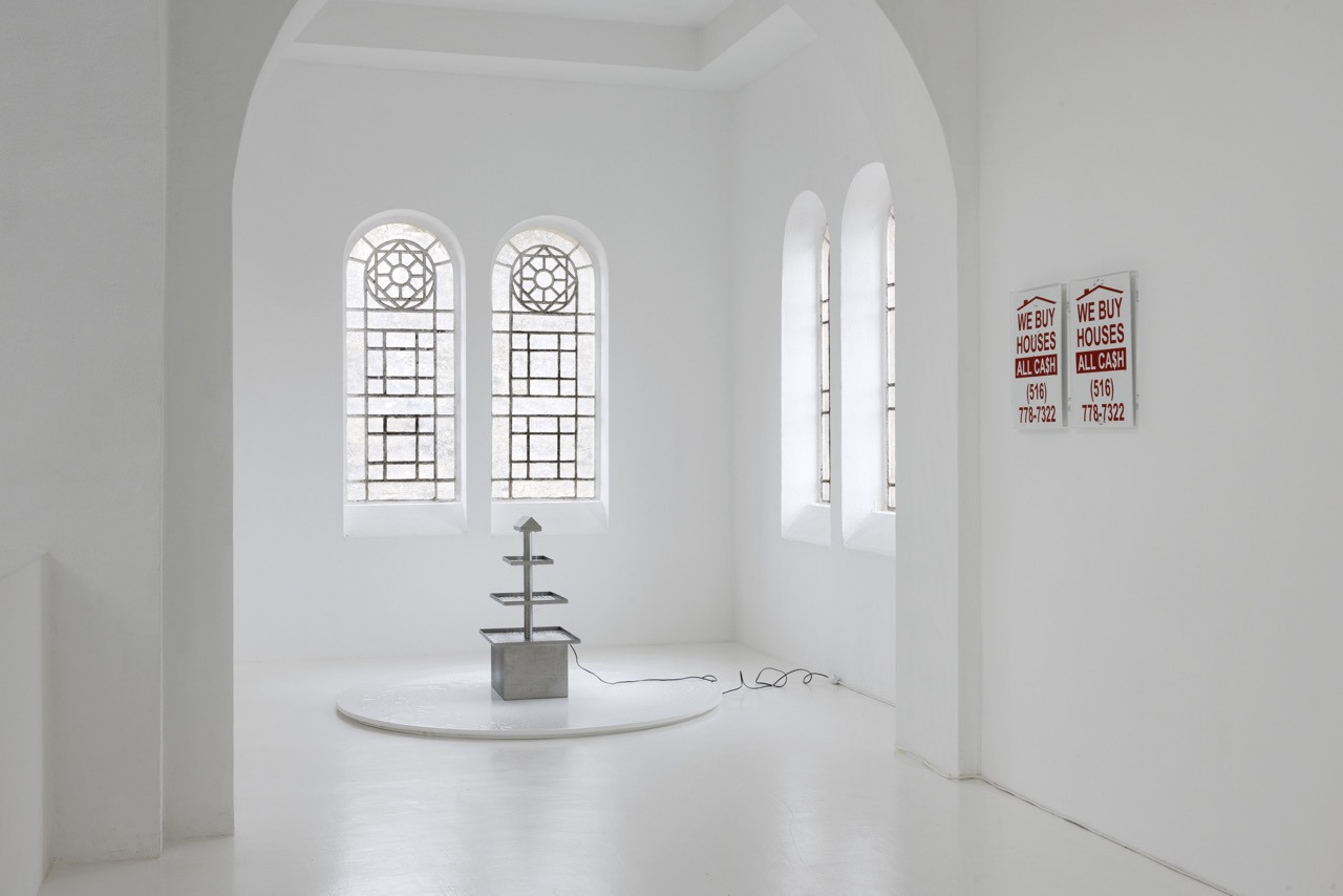 Exhibition view The Simple Life by Gina Folly, CAC - la synagogue de Delme, 2024. Photo: Gina Folly.