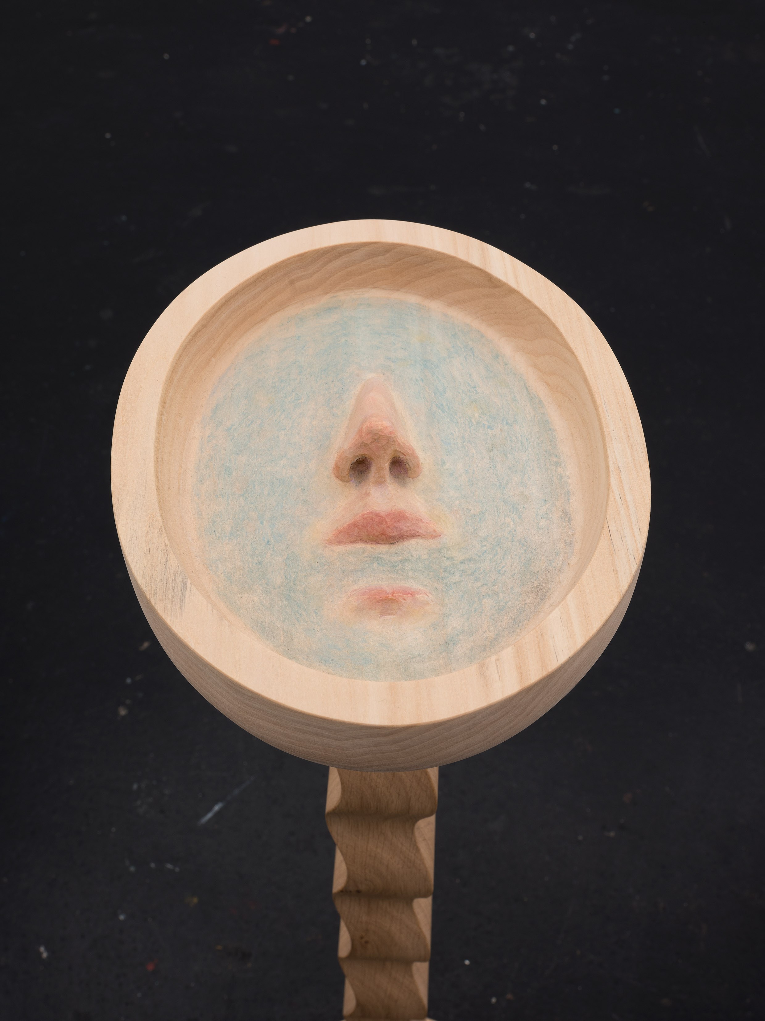 Eliška Konečná, Fountain, linden and oak wood, wax polychromy, 2023, 94 x 26 x 30 cm