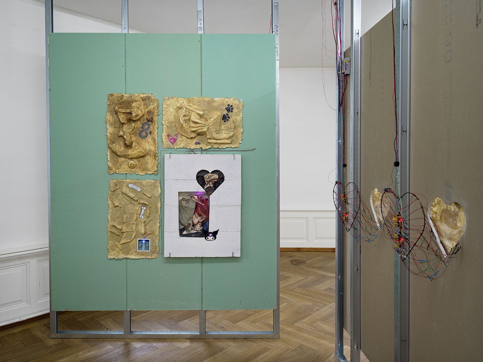 Mona Filleul, Bonnie 2019-24 / Kuromi, 2023, Exhibition View “Of Bodies in Digital Life”, Kunsthaus Langenthal, 2024. Photo: Cedric Mussano, Courtesy of the artist & Air de Paris.