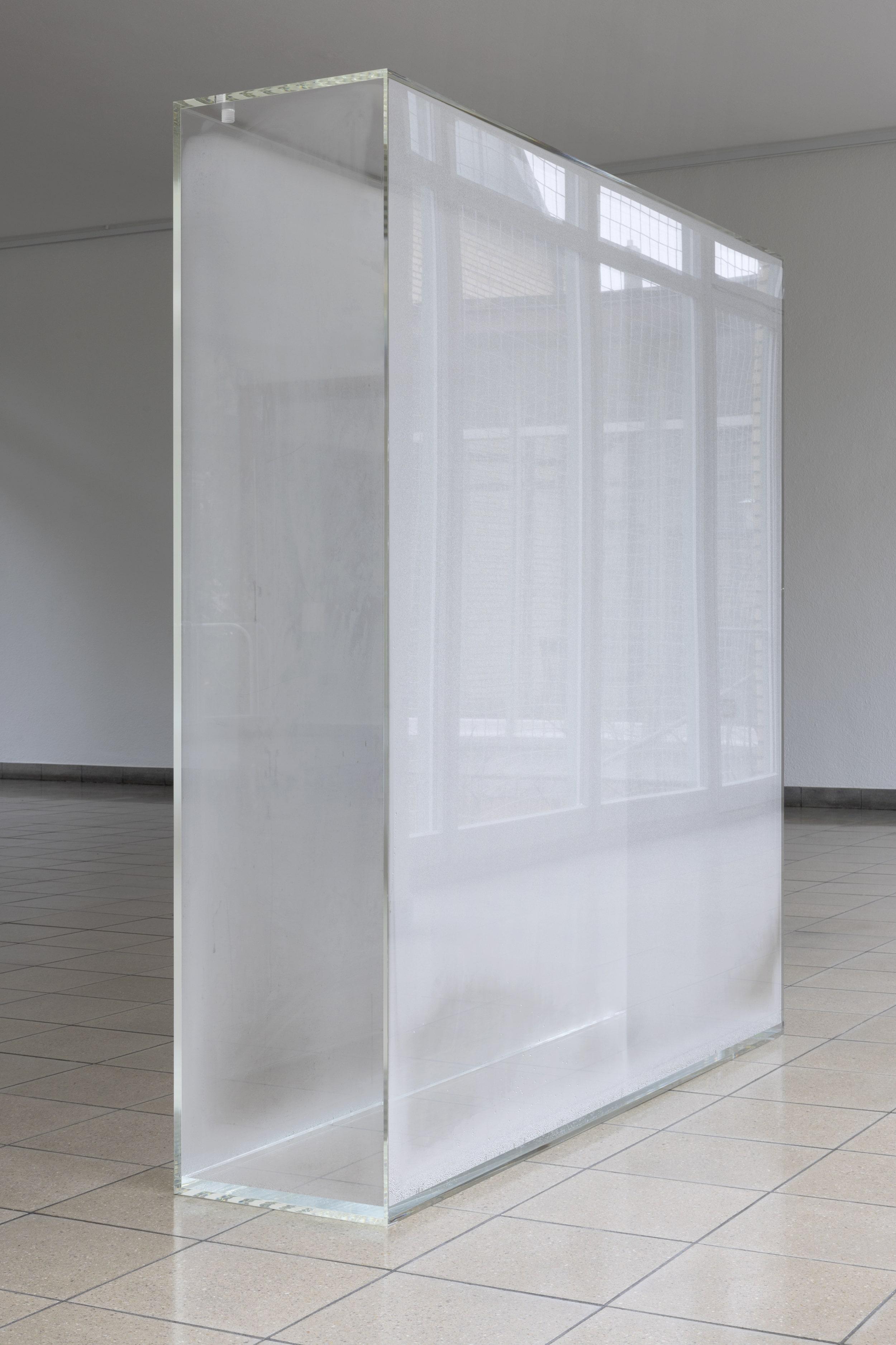Megan Francis Sullivan, "Study of Condensation Wall, Hans Haacke, 1963–66 and 2013, Collection Museum Ludwig, Cologne", 2024. Megan Francis Sullivan, "Wolkenstudie", installation view, Kunsthaus Glarus, 2024