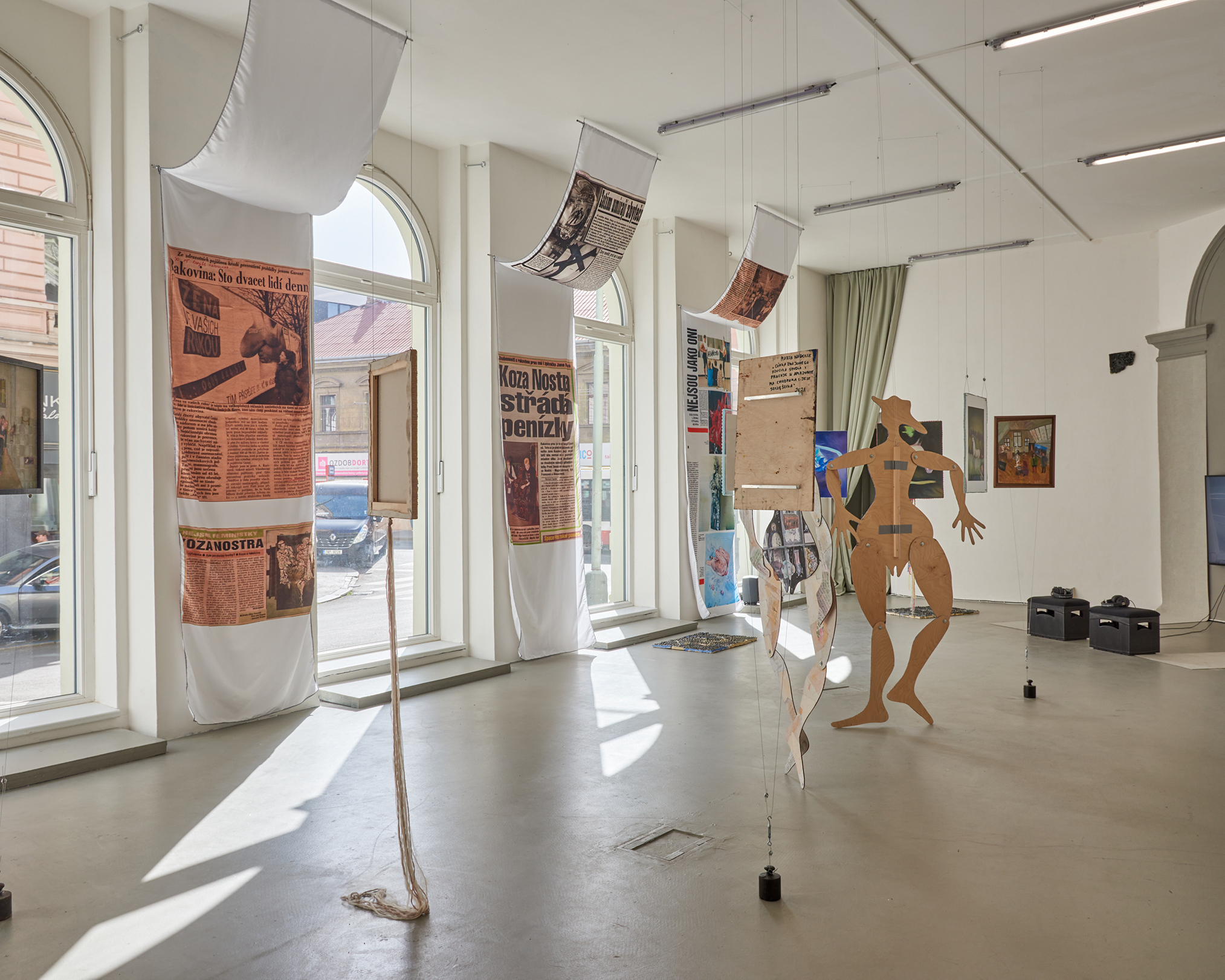 Installation view of the exhibition, ‘Feminine Painting – It’s a Masculine Thing!, 19 March 2024 – 15 May 2024, SVĚTOVA 1, Prague. Photo: Jakub Delibalta © SVĚTOVA 1
