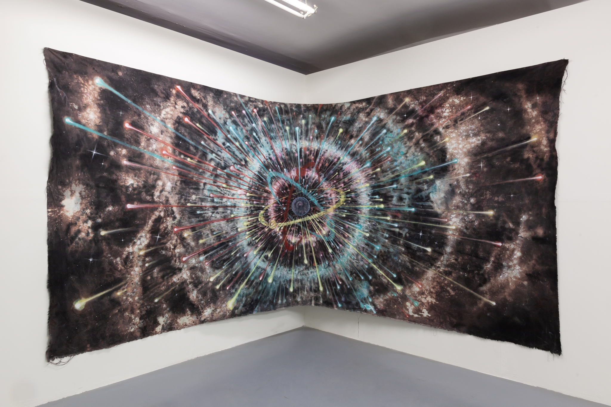 Michi Lukas, "stage design for Katharina Kostroubina", 2023,acrylics on dyed and bleached canvas, 200x500 cm