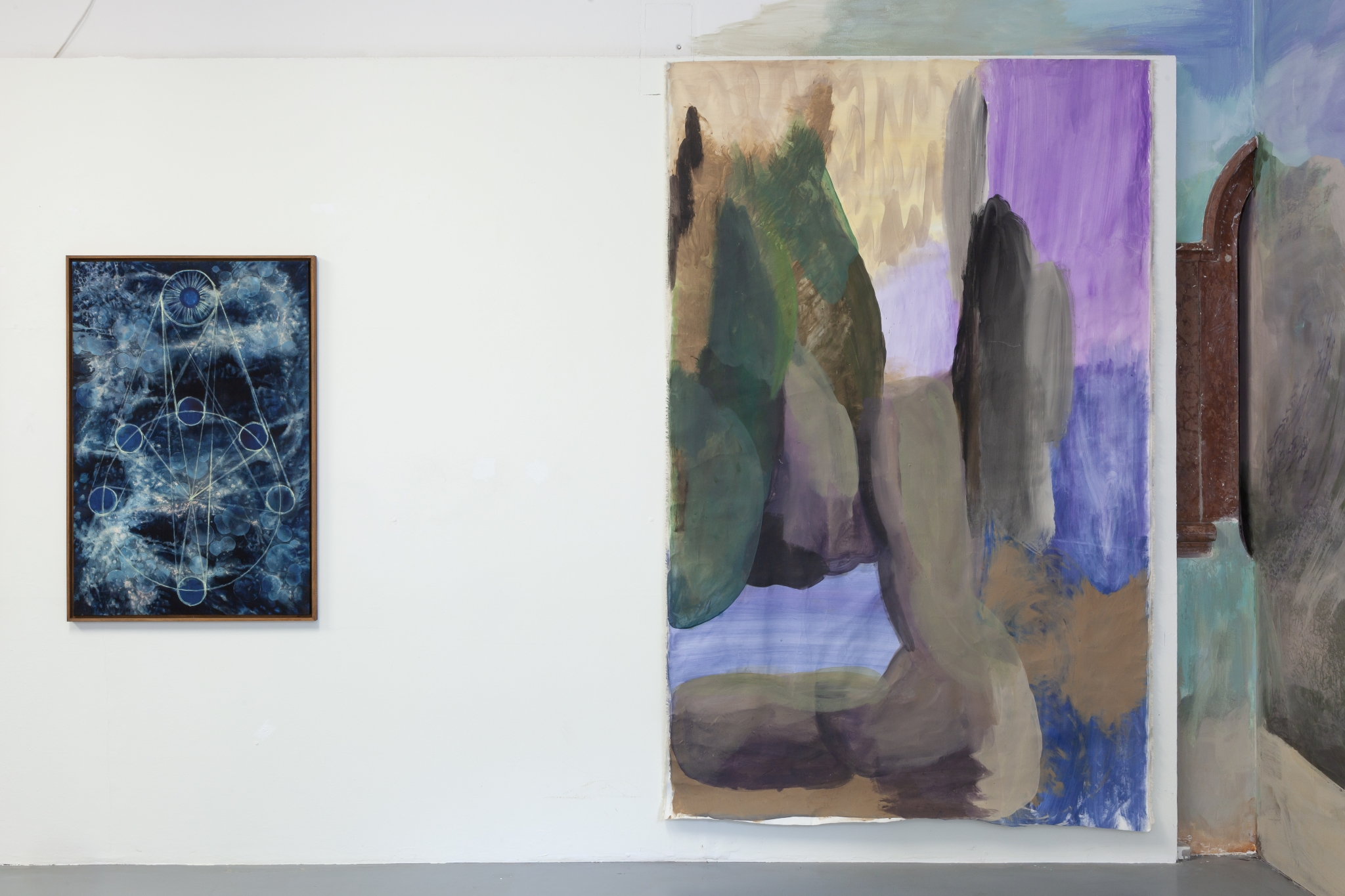 "Moon, she said...", Michi Lukas (left), Paulina Semkowicz (right), installation view