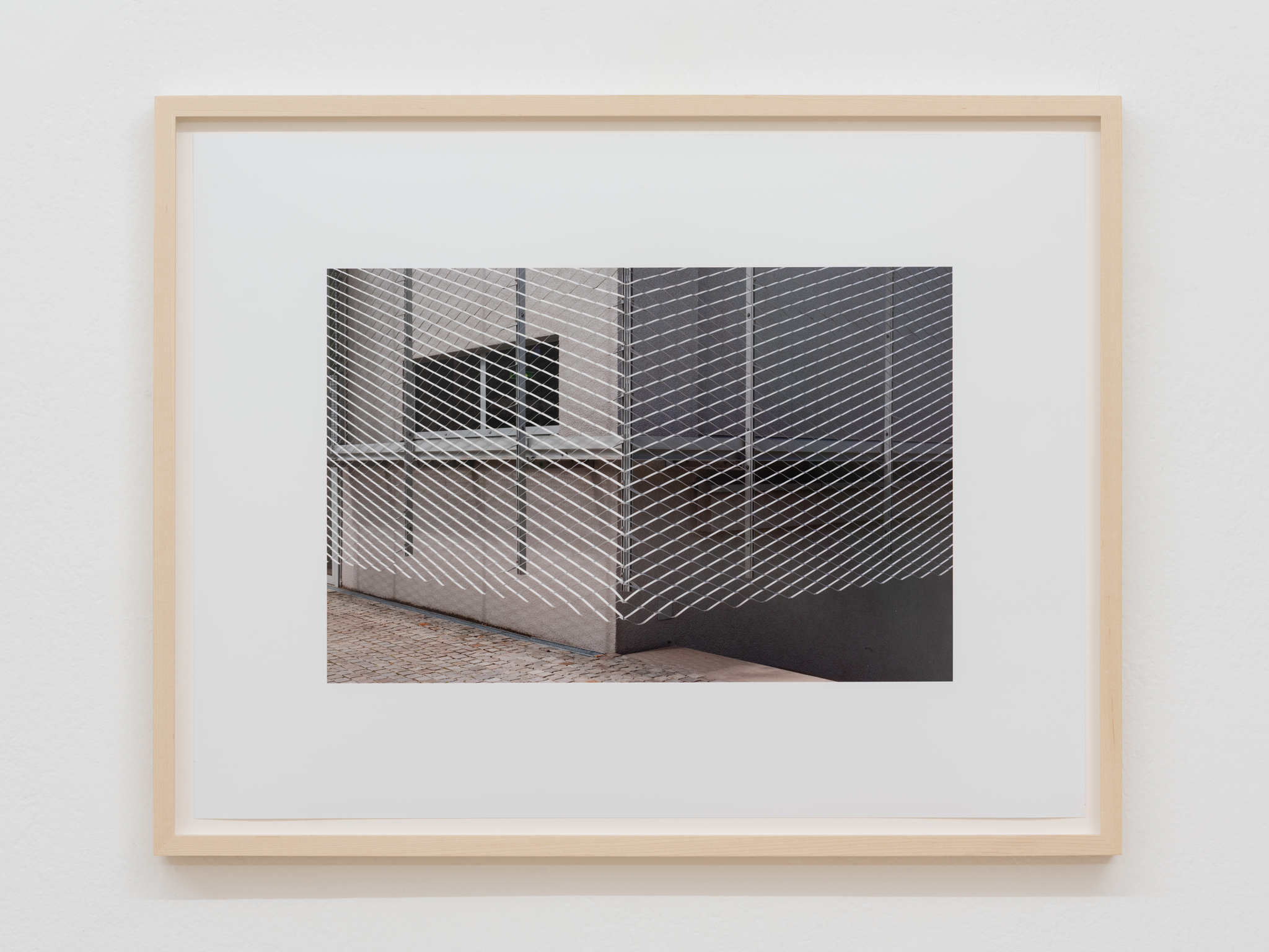 Heinz Peter Knes, Fassade (2023), inkjet print, 41,3 x 53,8 cm, Ed. 3 + 2 AP