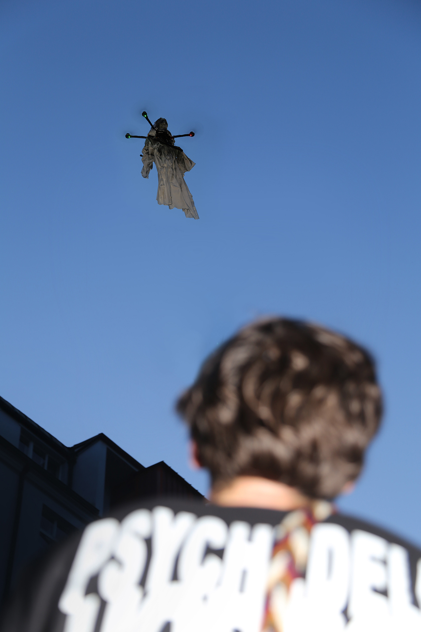 Clueless Agency, Nobody Home, drone, fabrics and wood, 2023