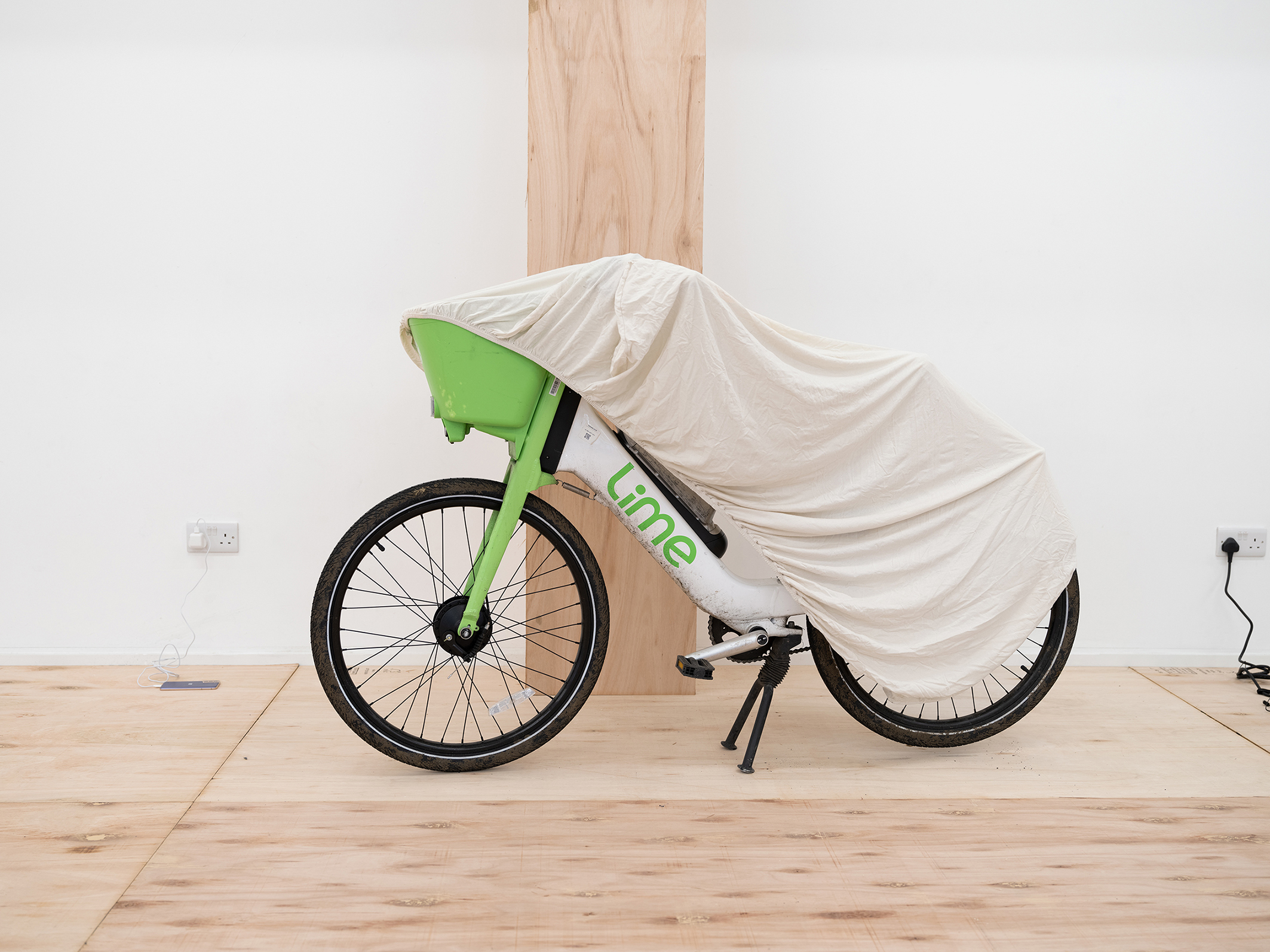 Sam Cottington, Get, 2024, lime bike, bedsheet, dimensions variable. Photo: Eleonora Agostini