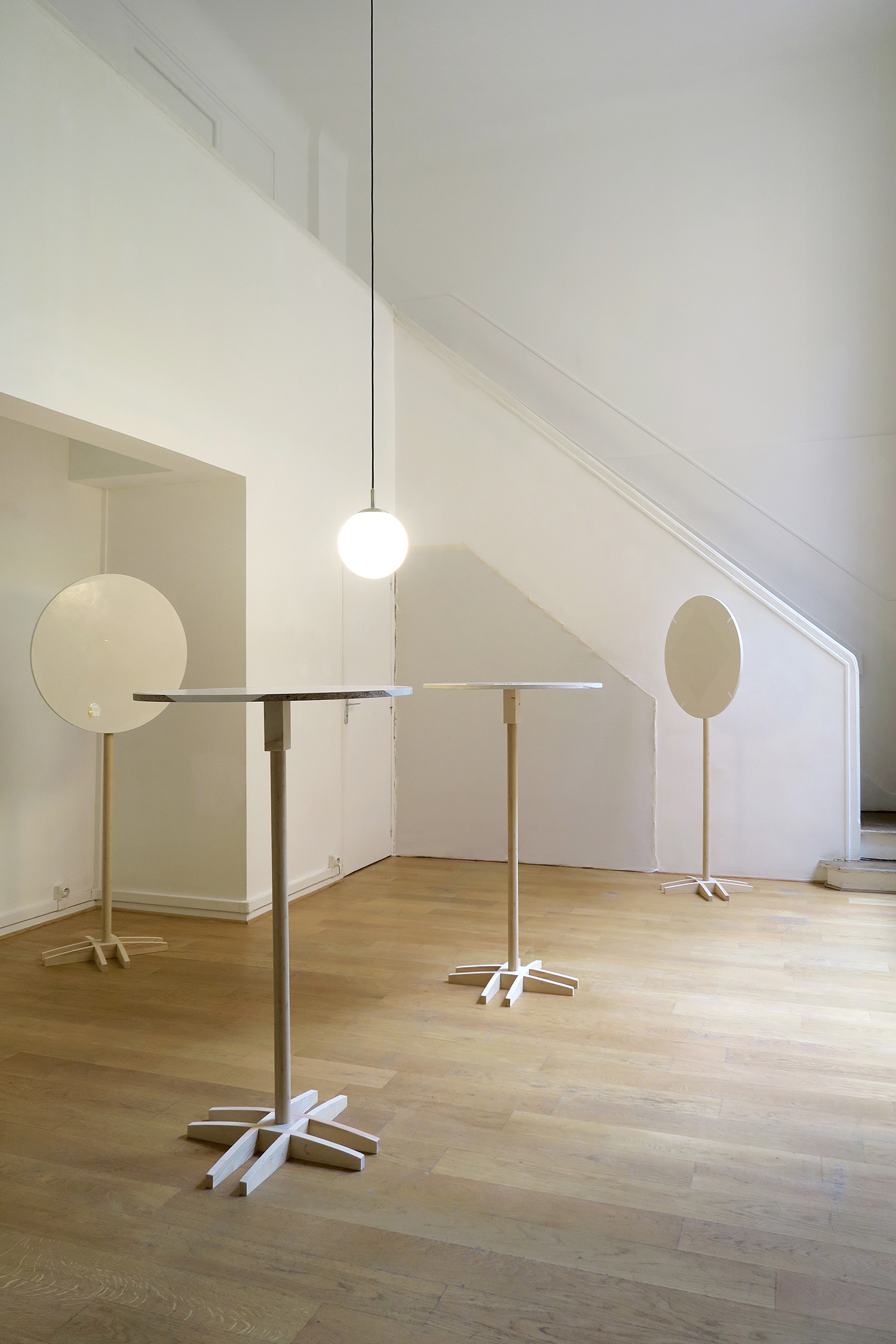 don’t kiss me, I’m in training, 2024, wood, champagne chalk, bolognese chalk, gold leaf, gilding milk, aluminium leaf, silver leaf, skin glue, paper, acrylic medium, casein paint, 120x70 cm and 167x70 cm