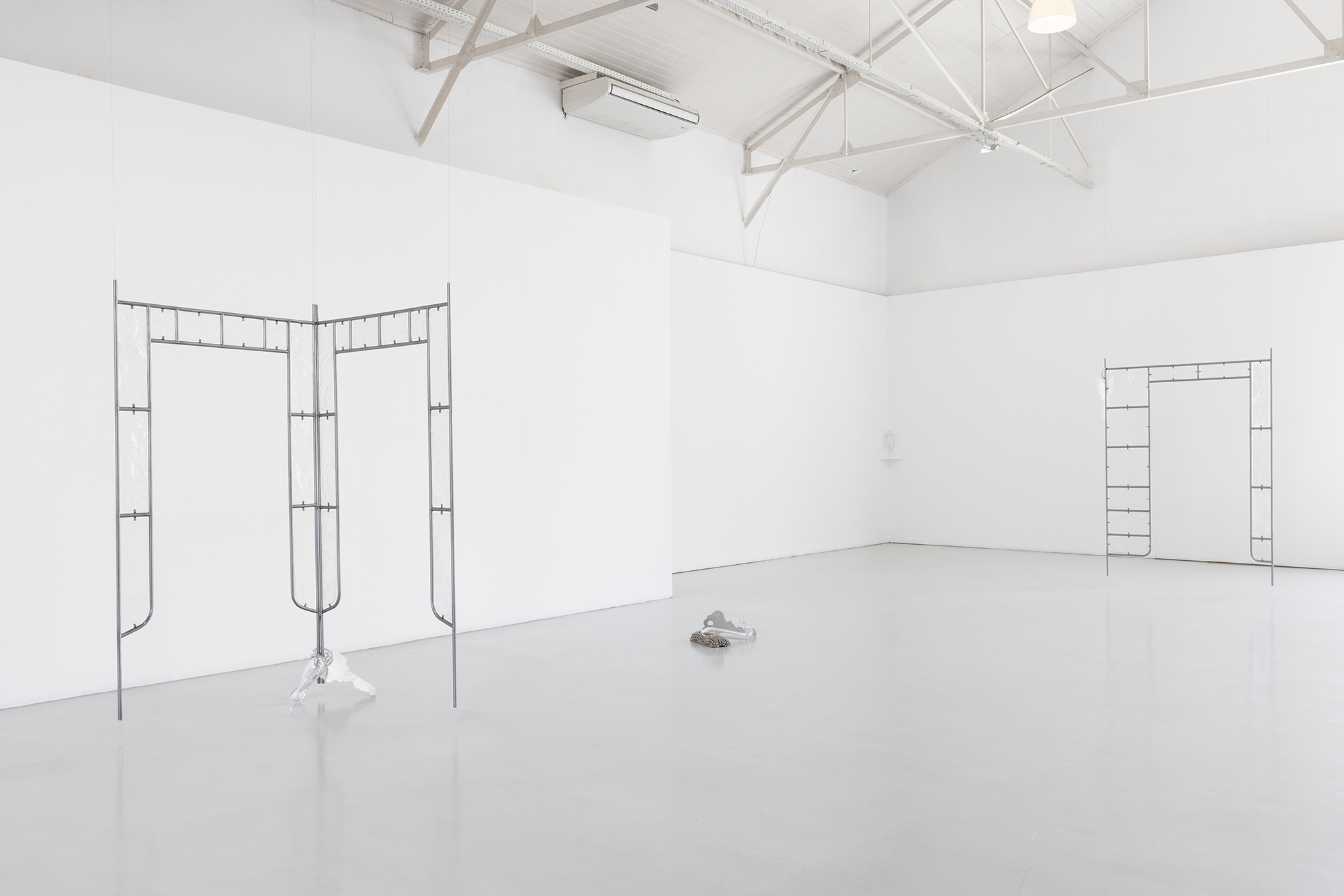 Installation view; Eros and Errors; Galeria Avenida da Índia; 2024.