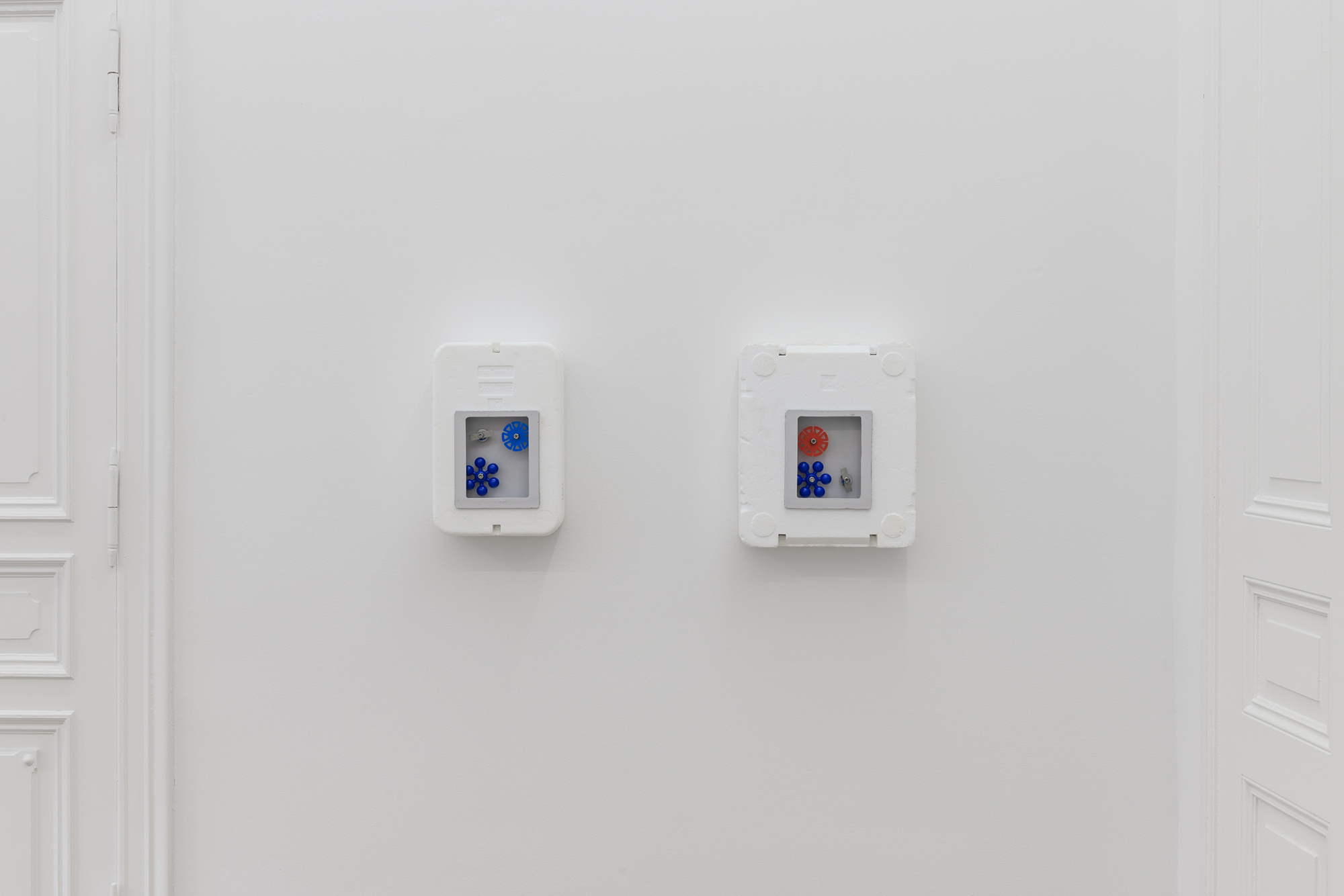 Gina Folly, Simplify Complexity I/IV (from left to right), 2022. Courtesy: the artist & Fanta-MLN. Photo: Julian Blum.