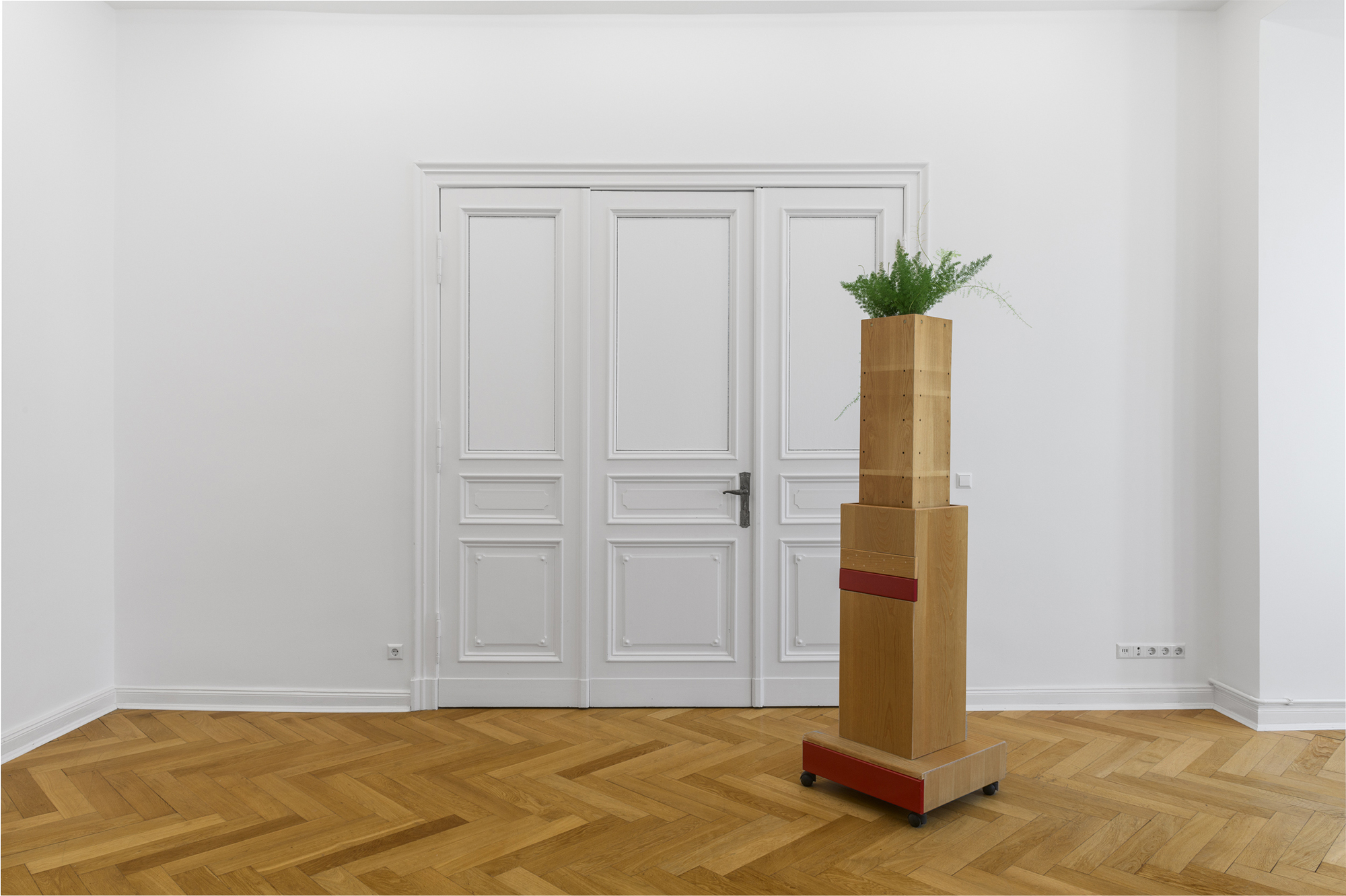 Alessandro Agudio, Fioriera I (La Giocosa), 2023. Courtesy: the artist & Fanta-MLN. Photo: Julian Blum.