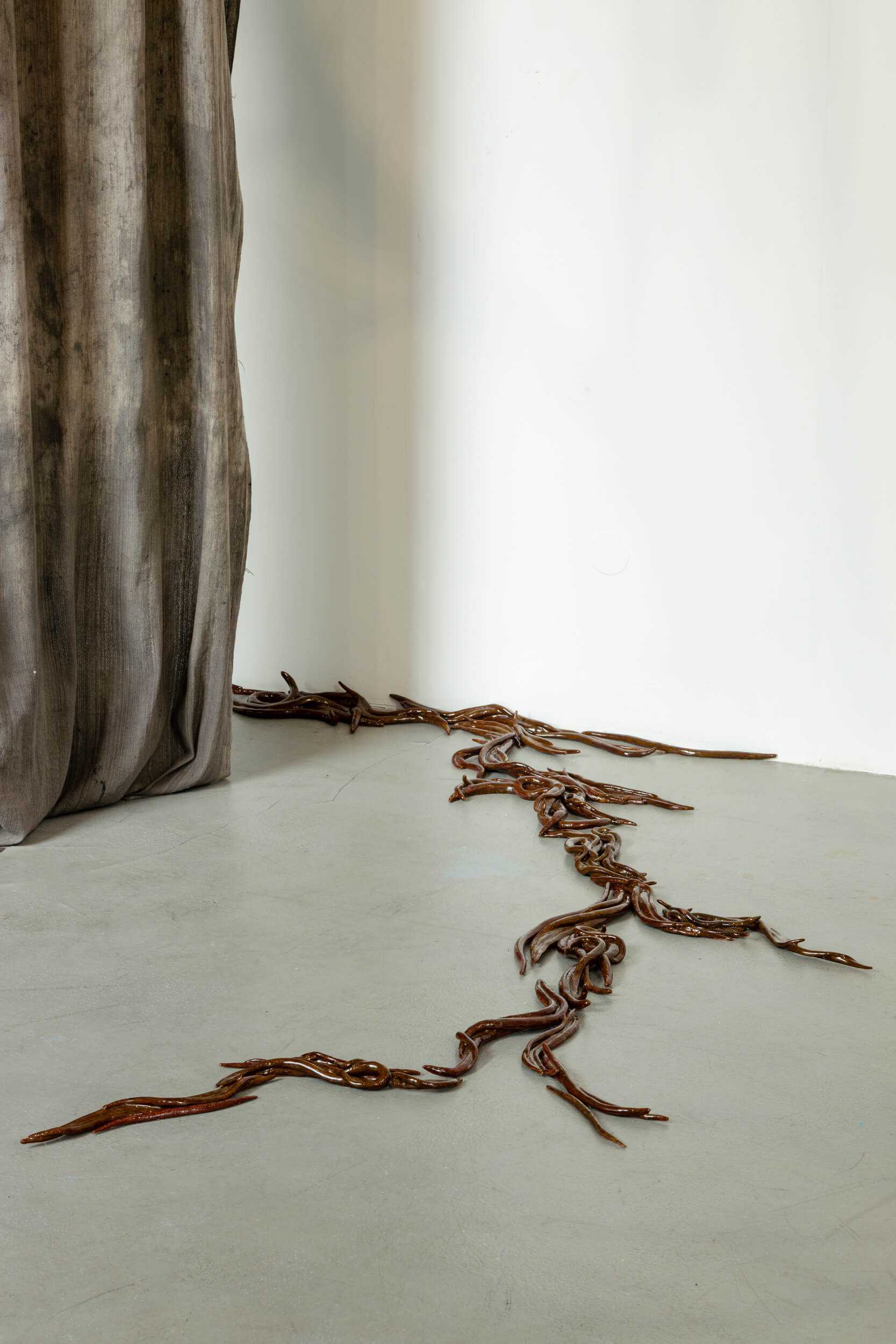 Heartworm / ceramics, 2023/2024