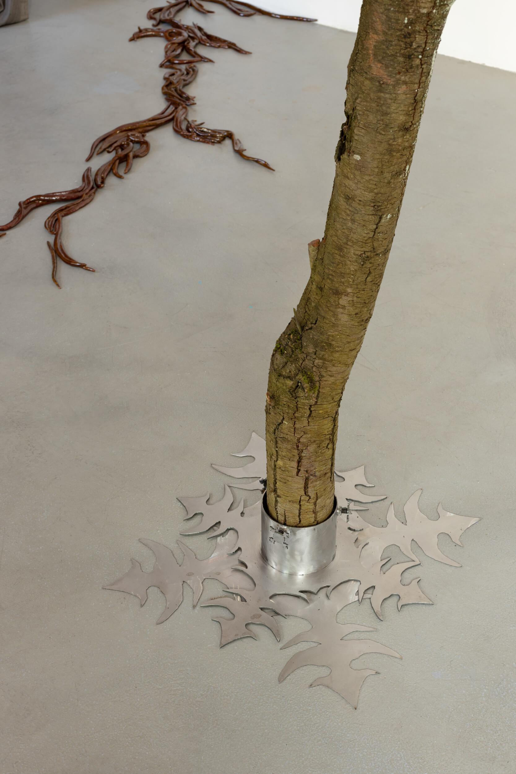 The Poisoned Tree / detail