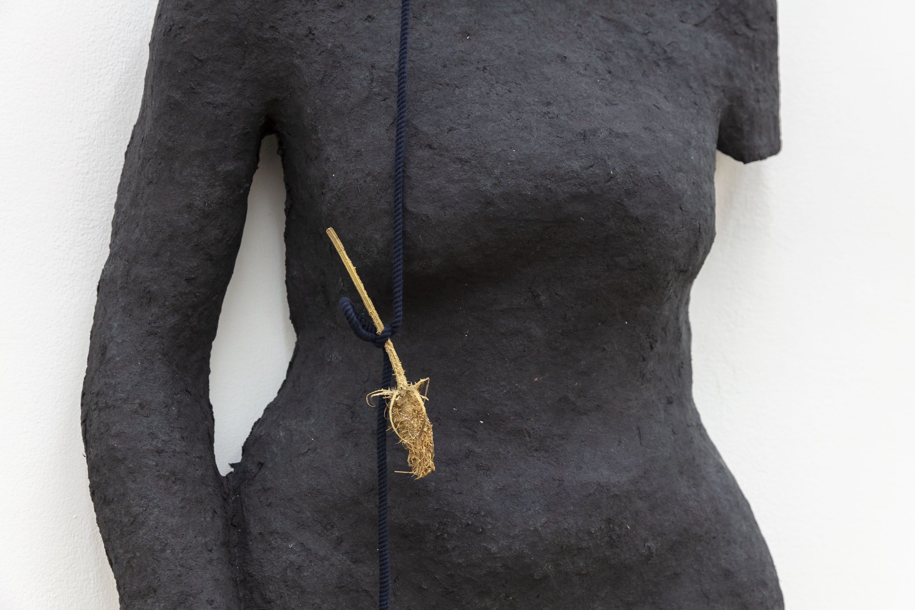 Anousha Payne: Old snake, body: paper pulp, pigment, natural dyes, wheat glue, modrock, bramble, bronze