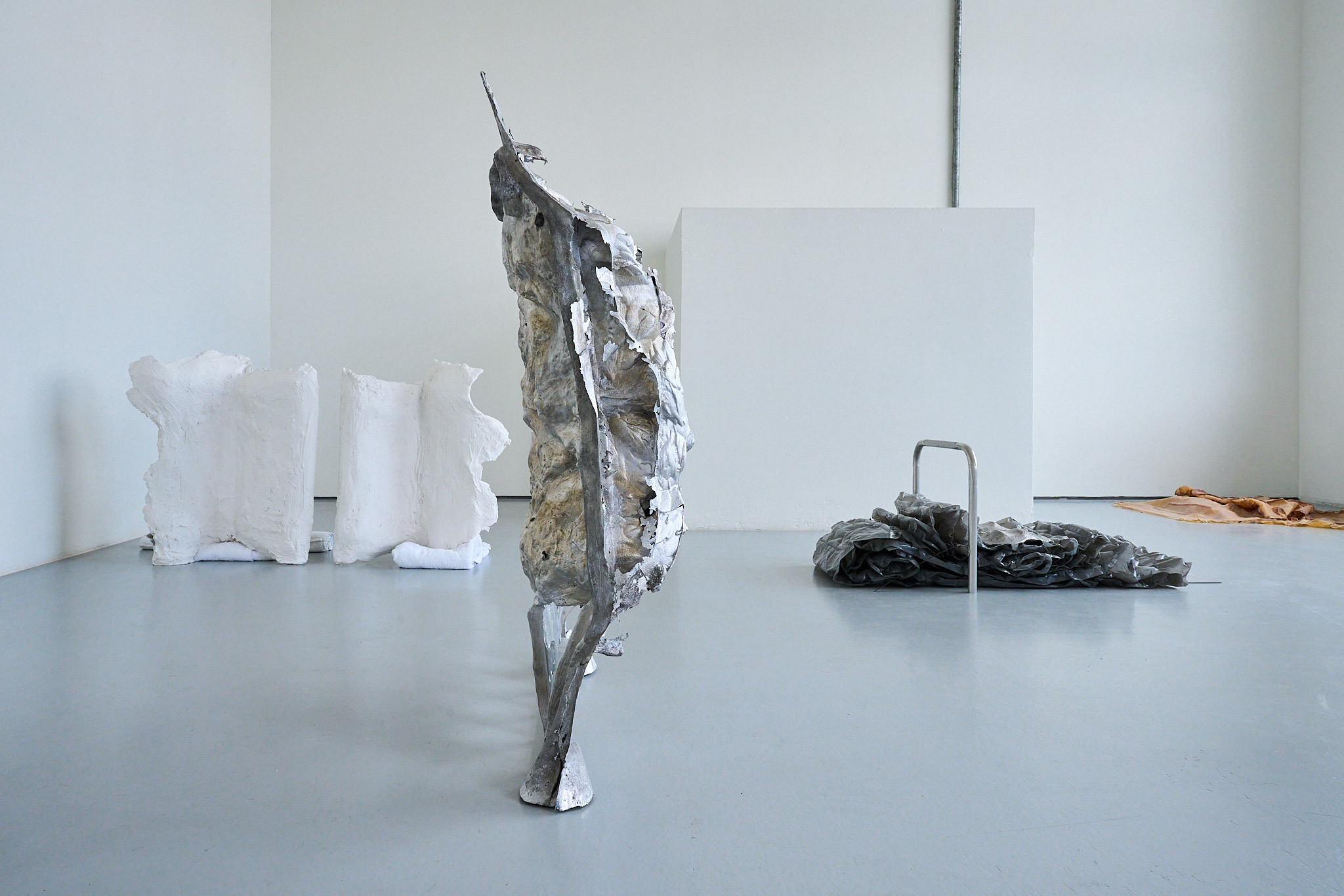 Nora Aurrekoetxea Etxebarria, I am a body in a body of air, installation views and details, photograph by Chun-Han Chiang, P/////AKT, 2024