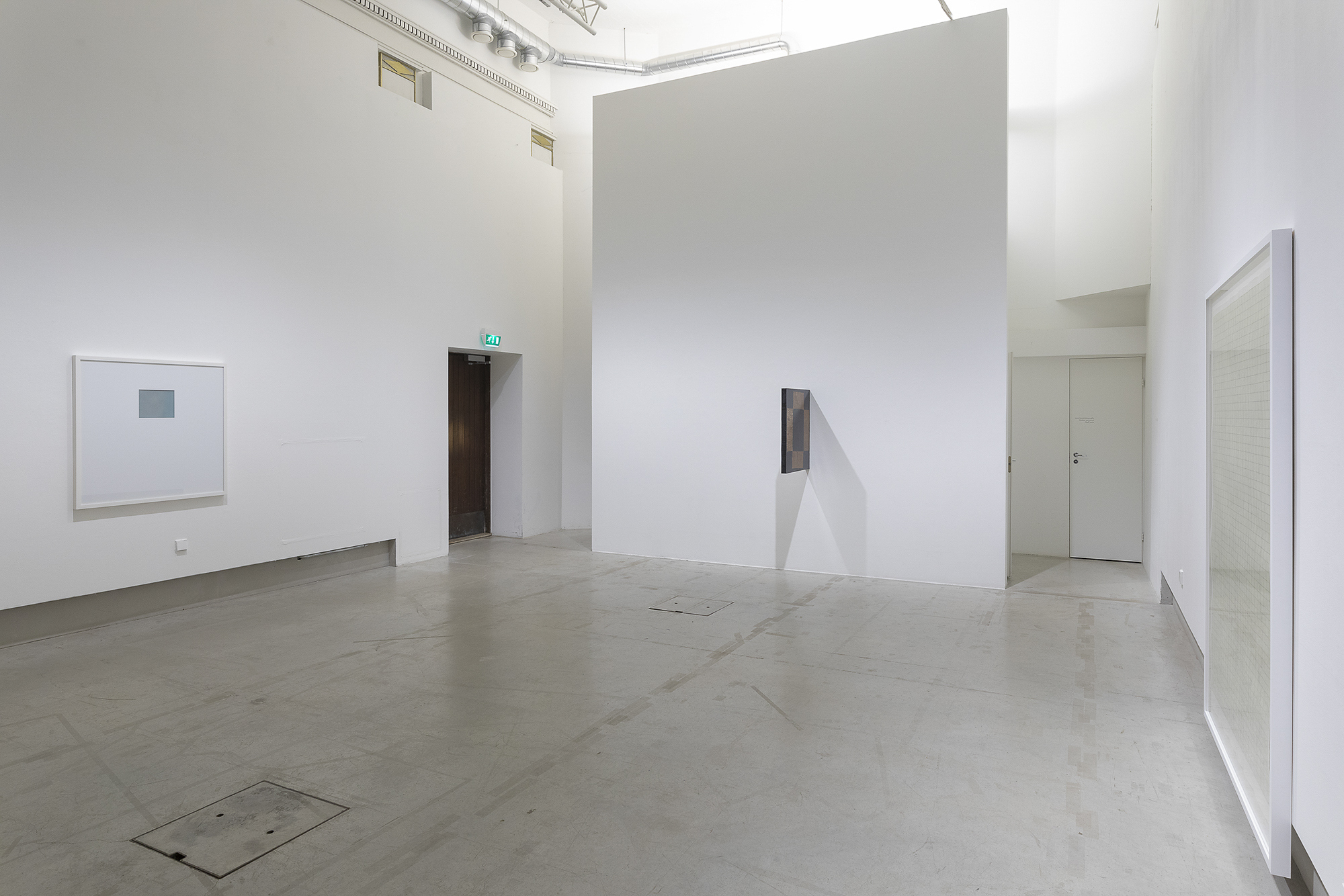 Installation view: Y, gallery Hippolyte