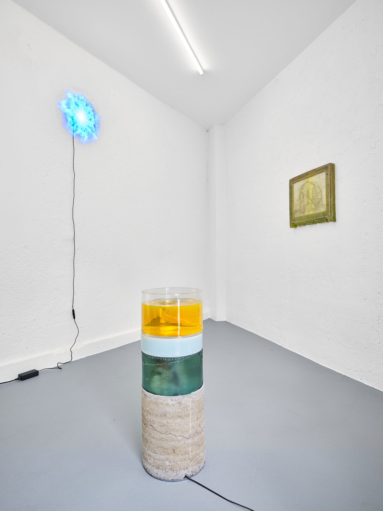 Installation view, SOFT LIQUIDS, HARD SHELLS, Kunstraum Konrad, 2024 Photo: Tobias Ehrhardt