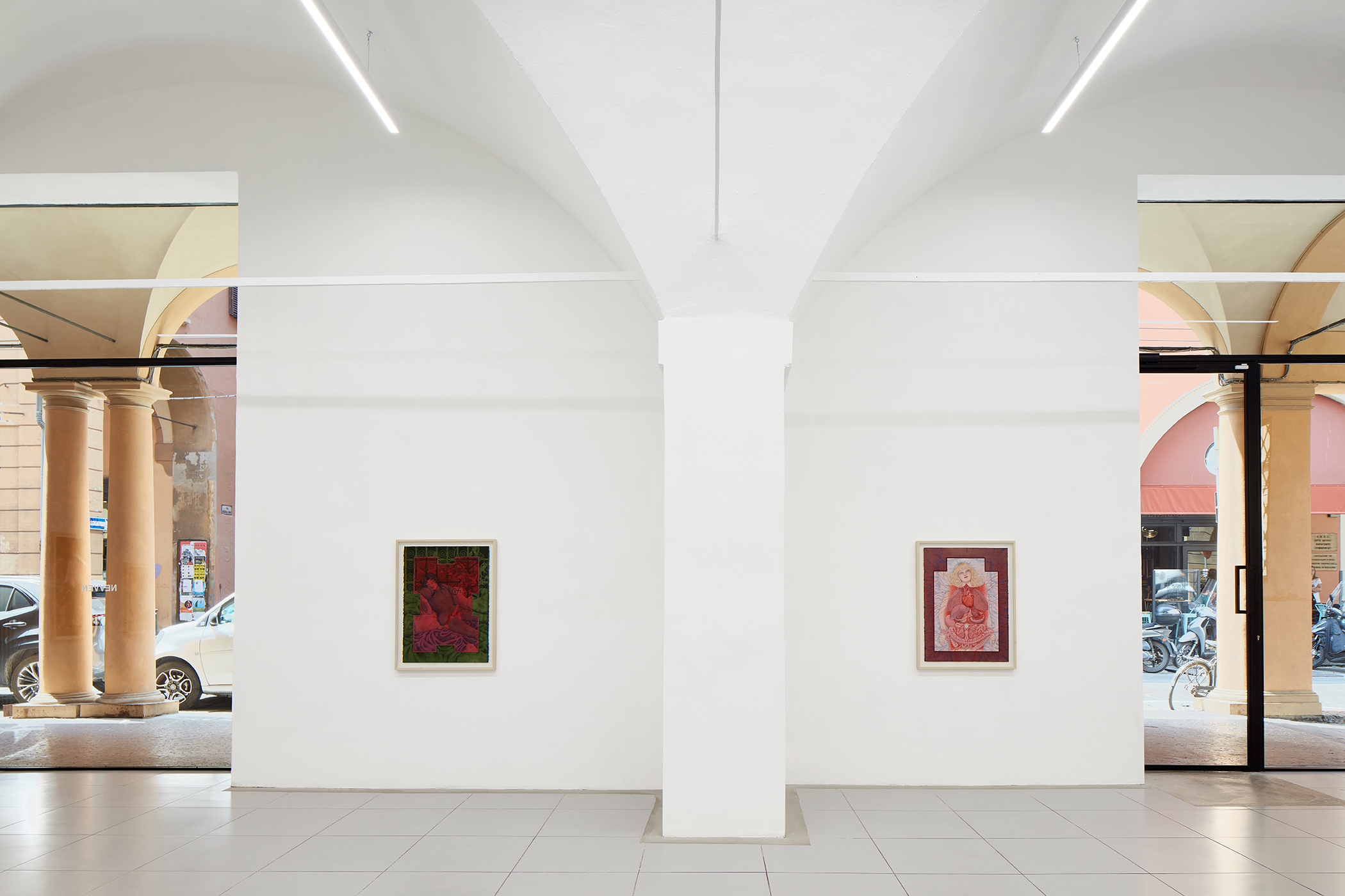 Oda Iselin Sønderland, "Elsker" installation view.