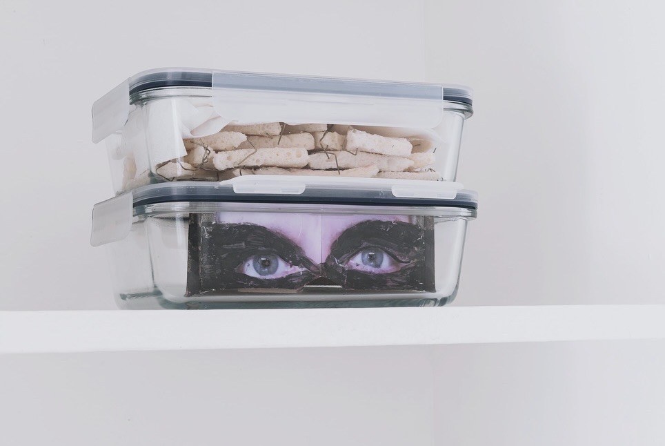 Fresh eyes (2024), Special Island, Natalie Price Hafslund, mauer, 2024 Foto: Nikolai Meierjohann