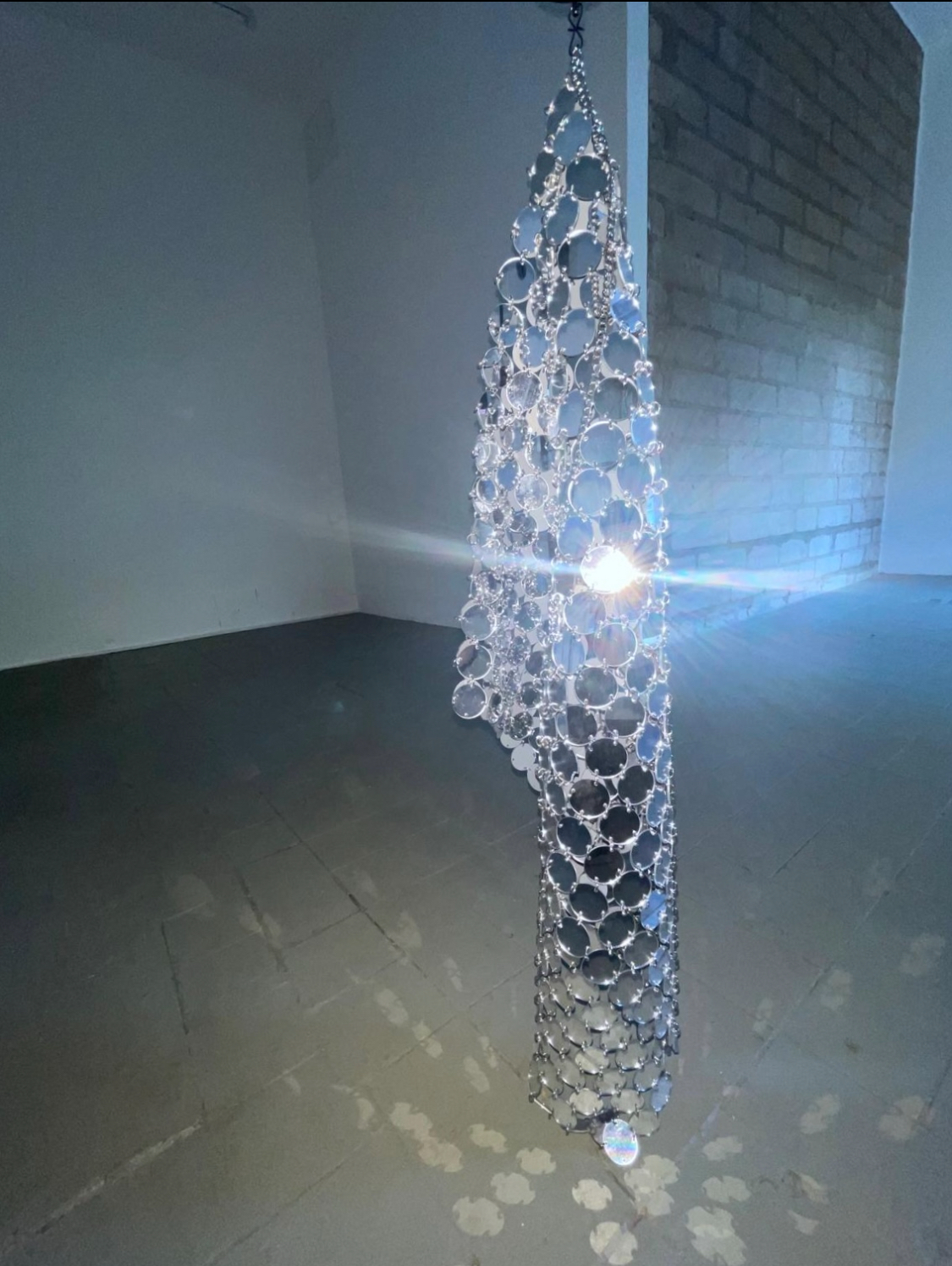 Lure kit (2024), Special Island, Natalie Price Hafslund, mauer, 2024 Foto: Stefanie Humbert