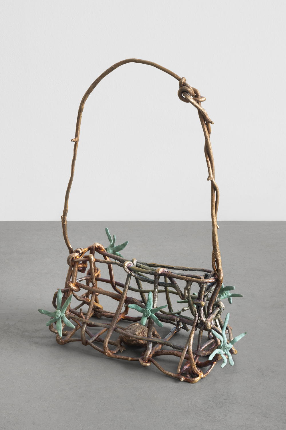 Hamish Pearch, L’appuntamento, 2024, bronze and patina, 44 x 32 x 15 cm, unique 