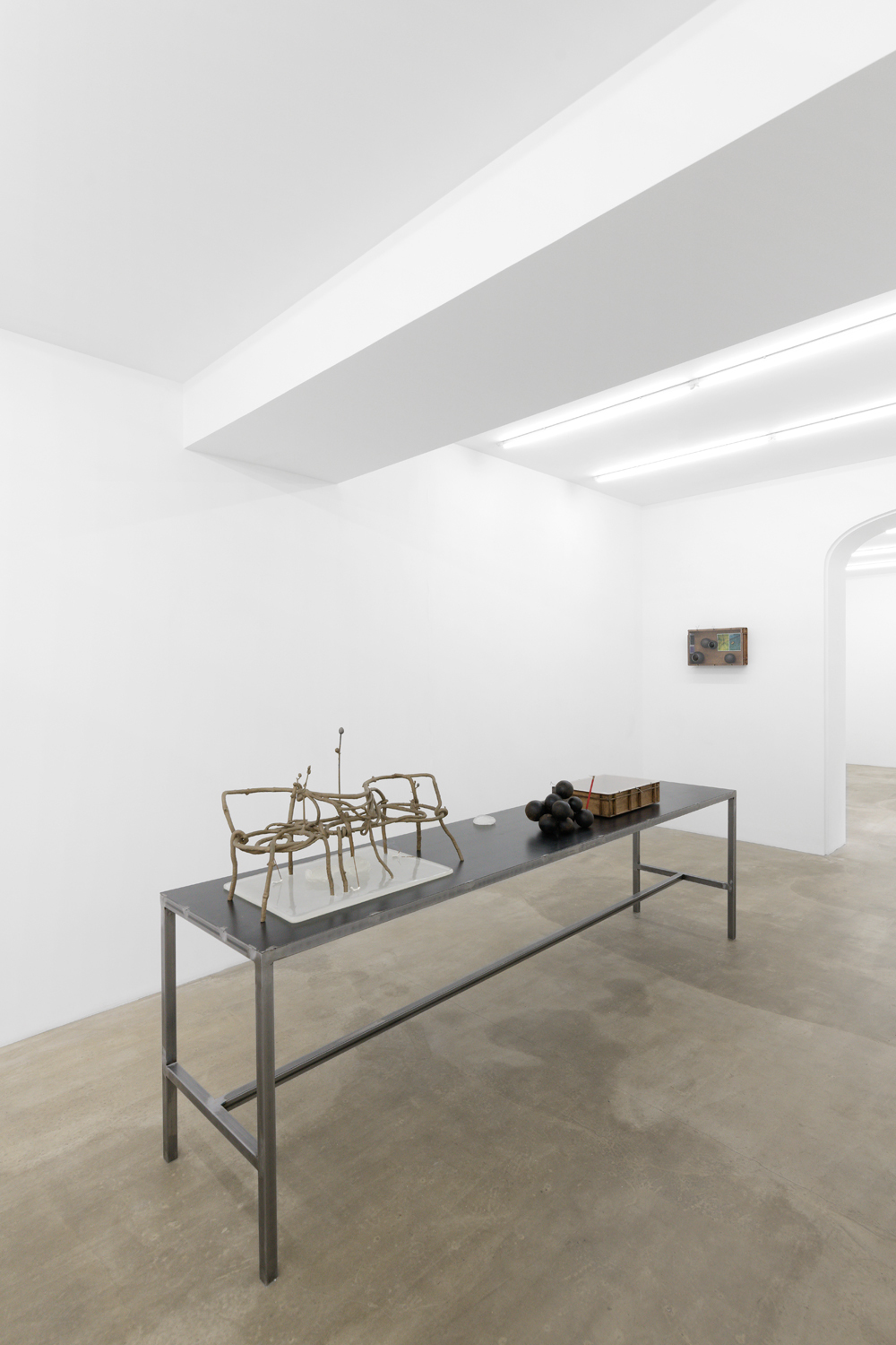 Hamish Pearch, Do not throw trash into the pond, 2024, exhibition view, Sans titre, Paris 
