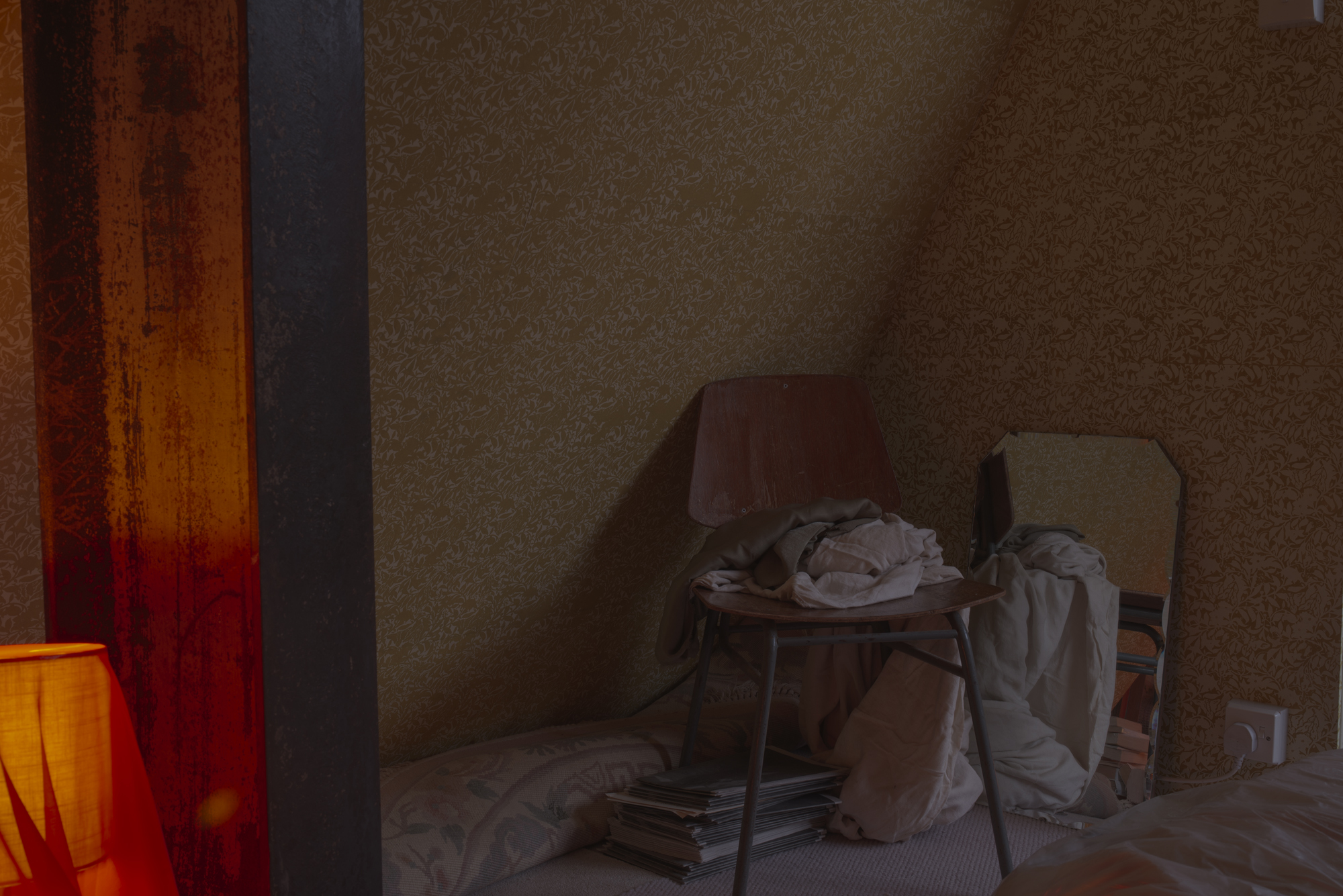 Installation View, Minne Kersten, Where I’m calling from, David Dale Gallery, Glasgow, 2024. Courtesy Annet Gelink Gallery, Amsterdam. Photographer Max Slaven.